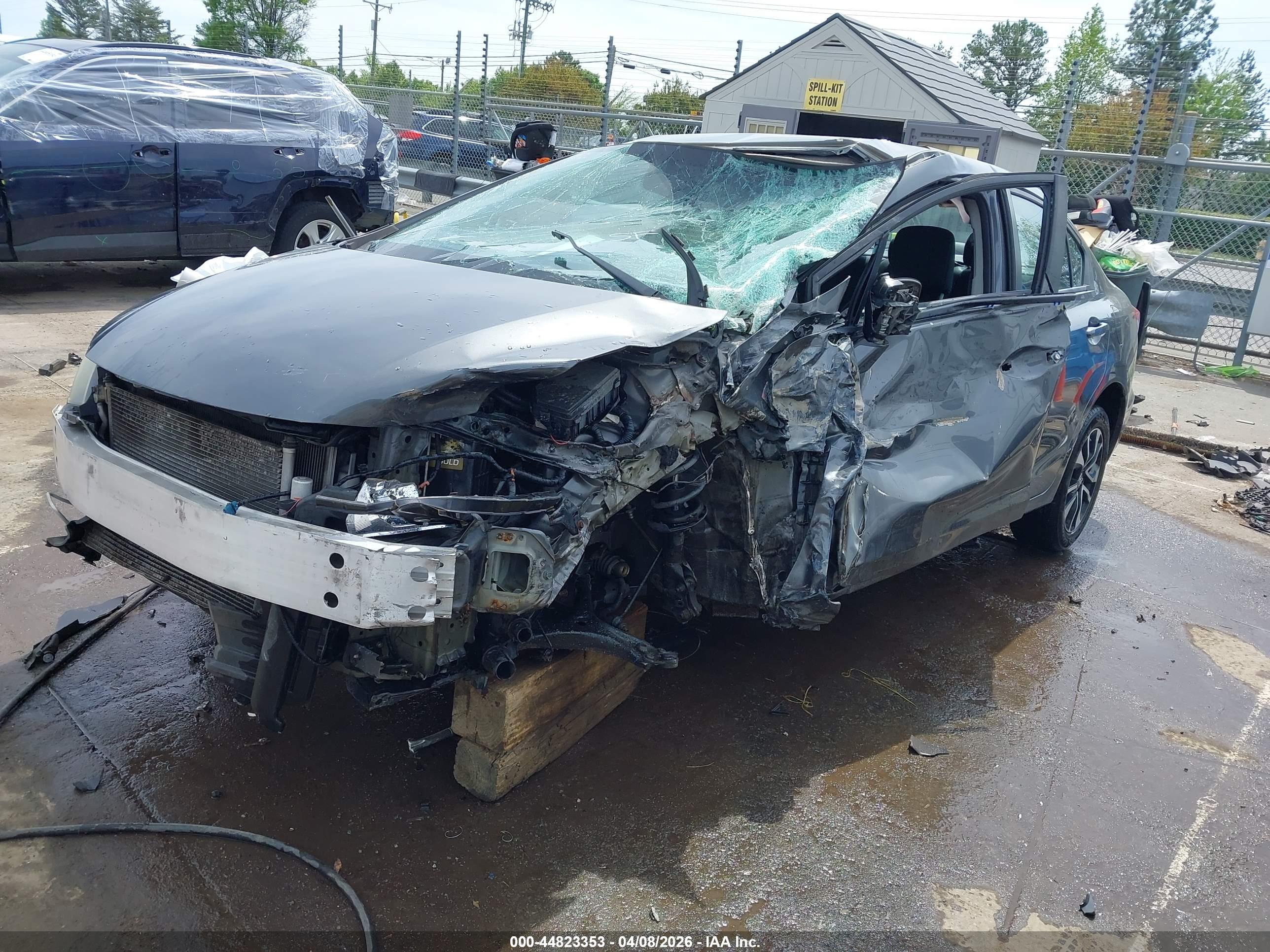 HONDA CIVIC image 2