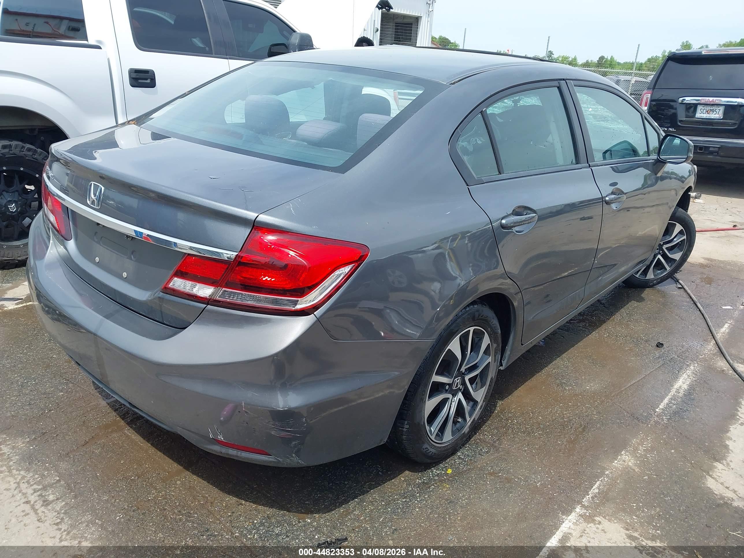 HONDA CIVIC image 4