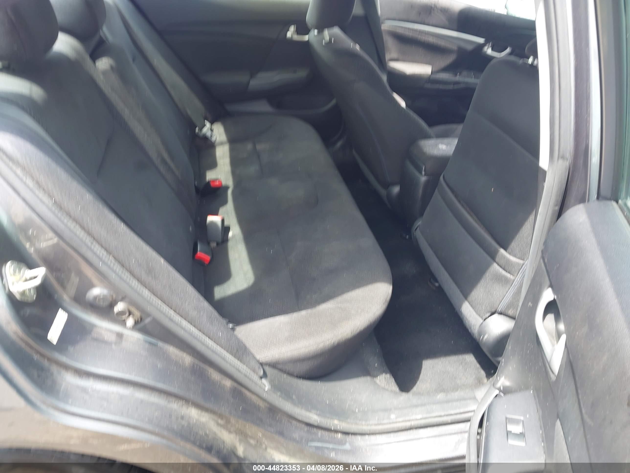 HONDA CIVIC image 8