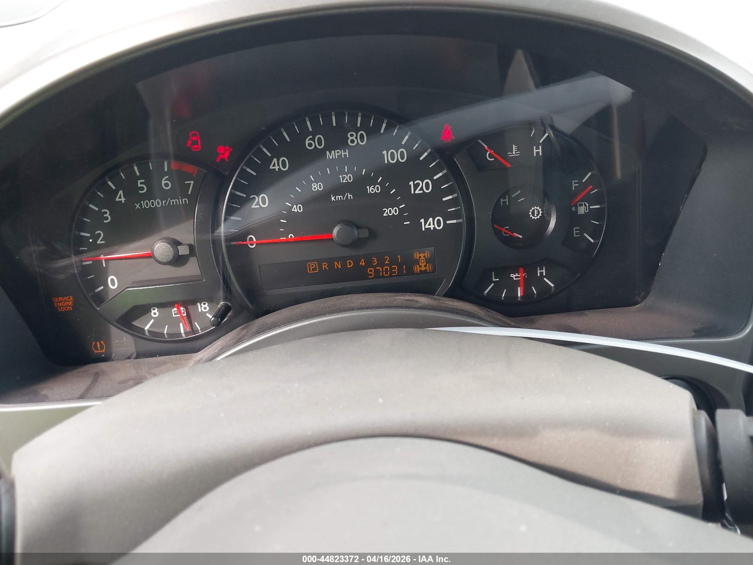 NISSAN TITAN image 7
