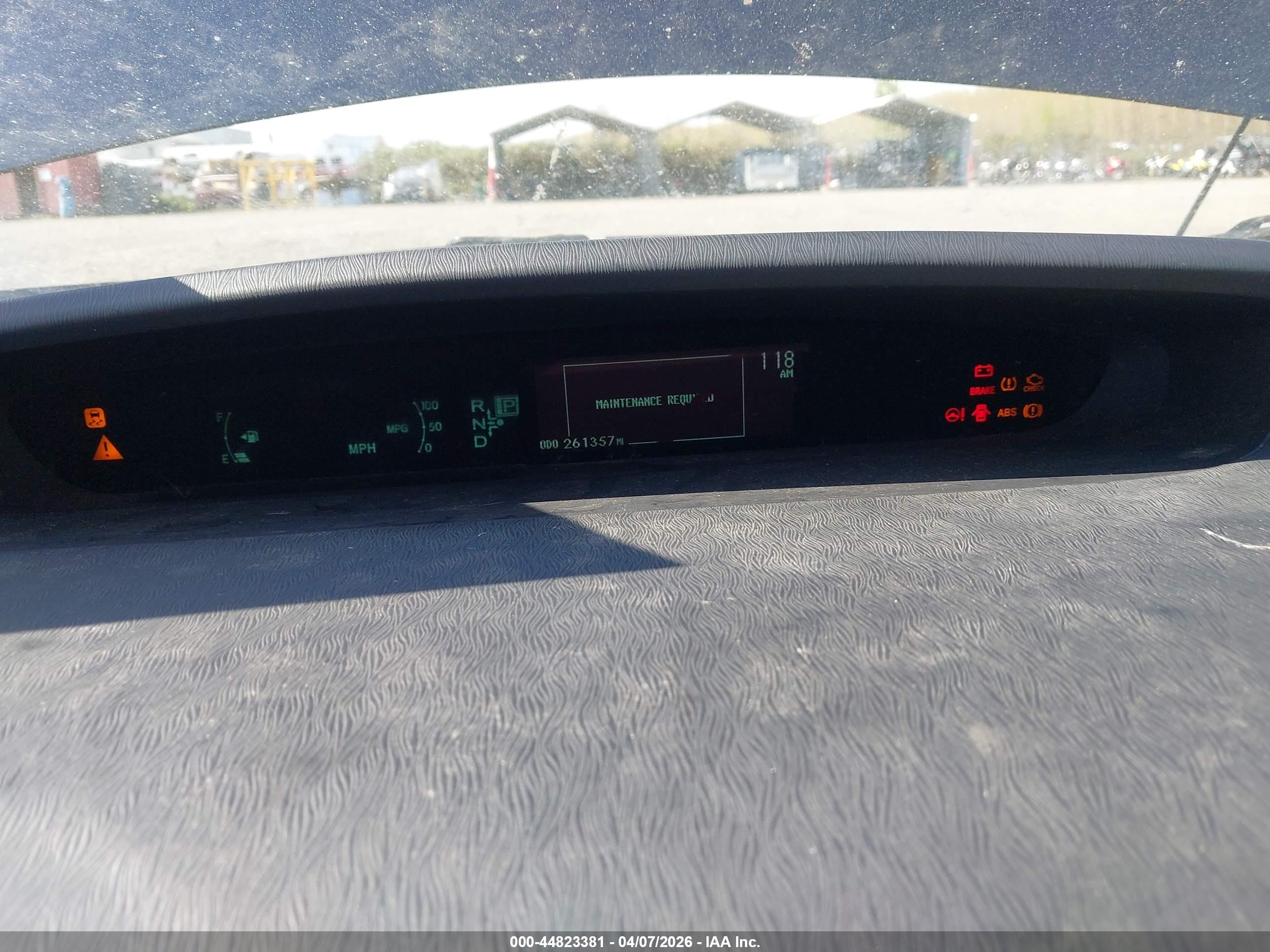 TOYOTA PRIUS image 7