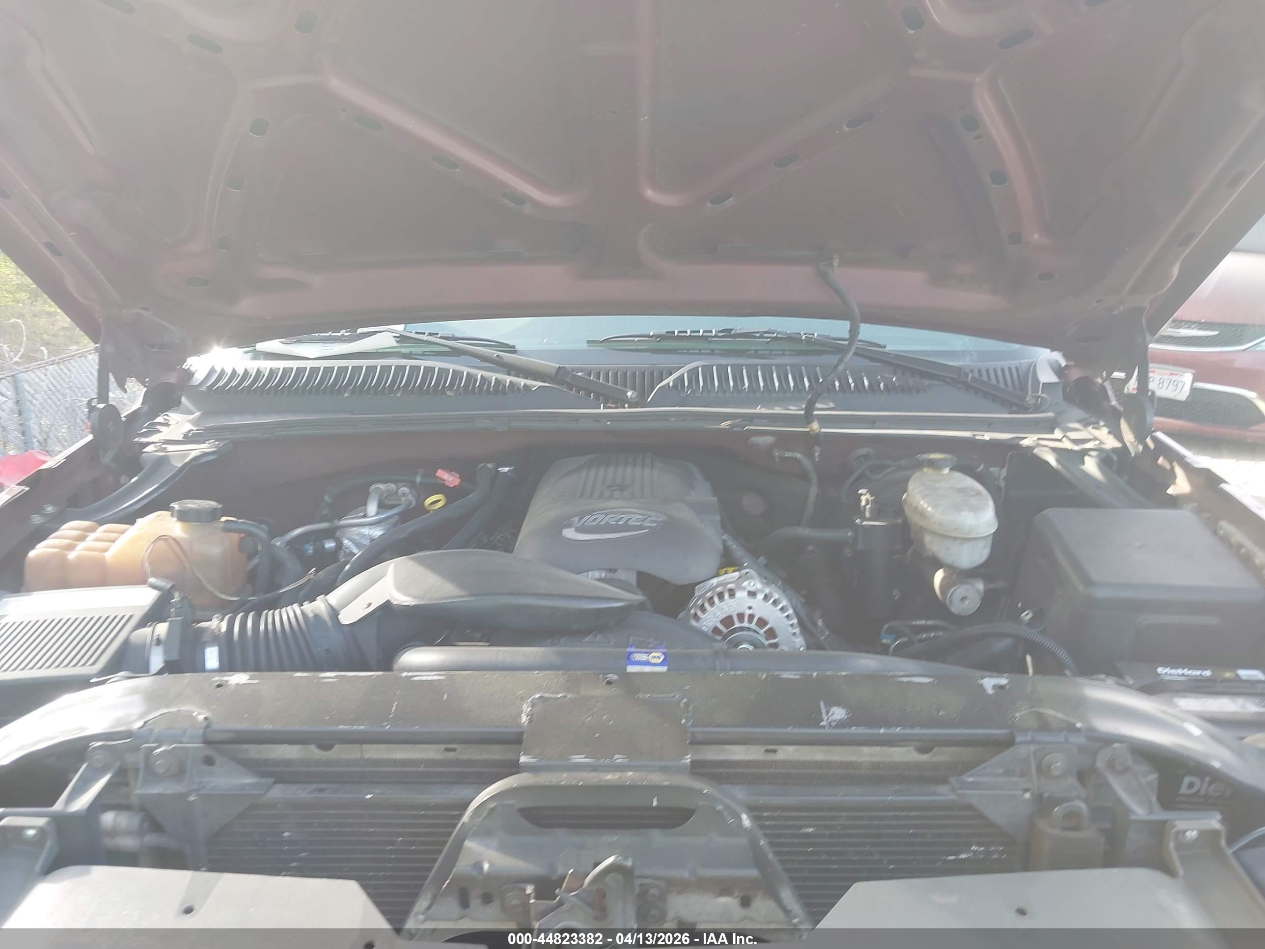 CHEVROLET SILVERADO image 10