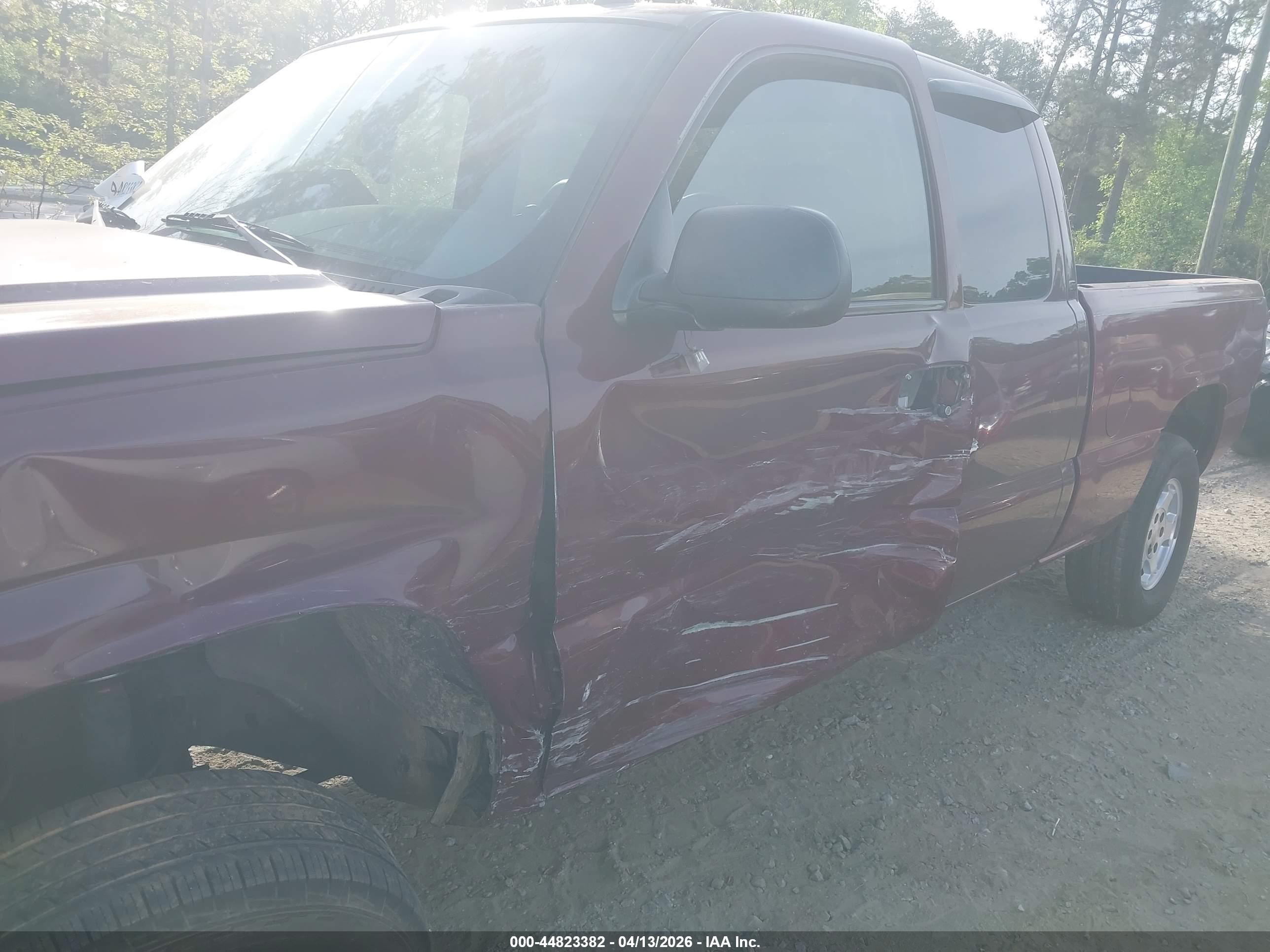 CHEVROLET SILVERADO image 6