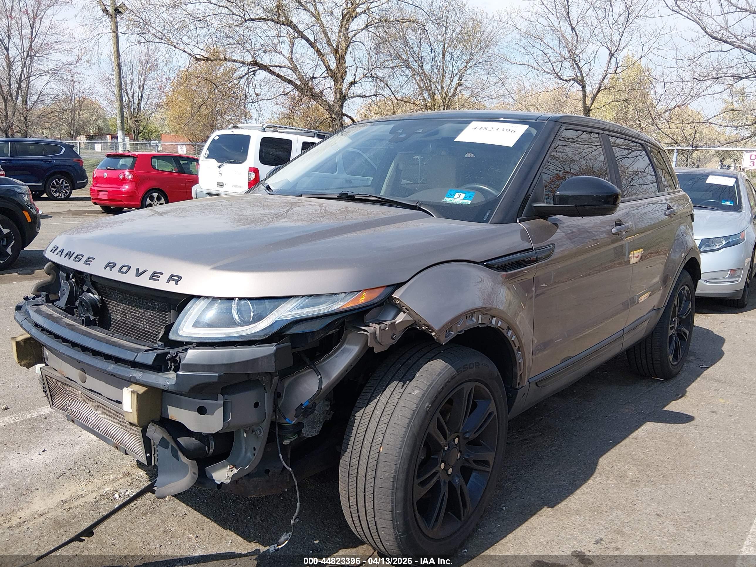 LAND ROVER image 2