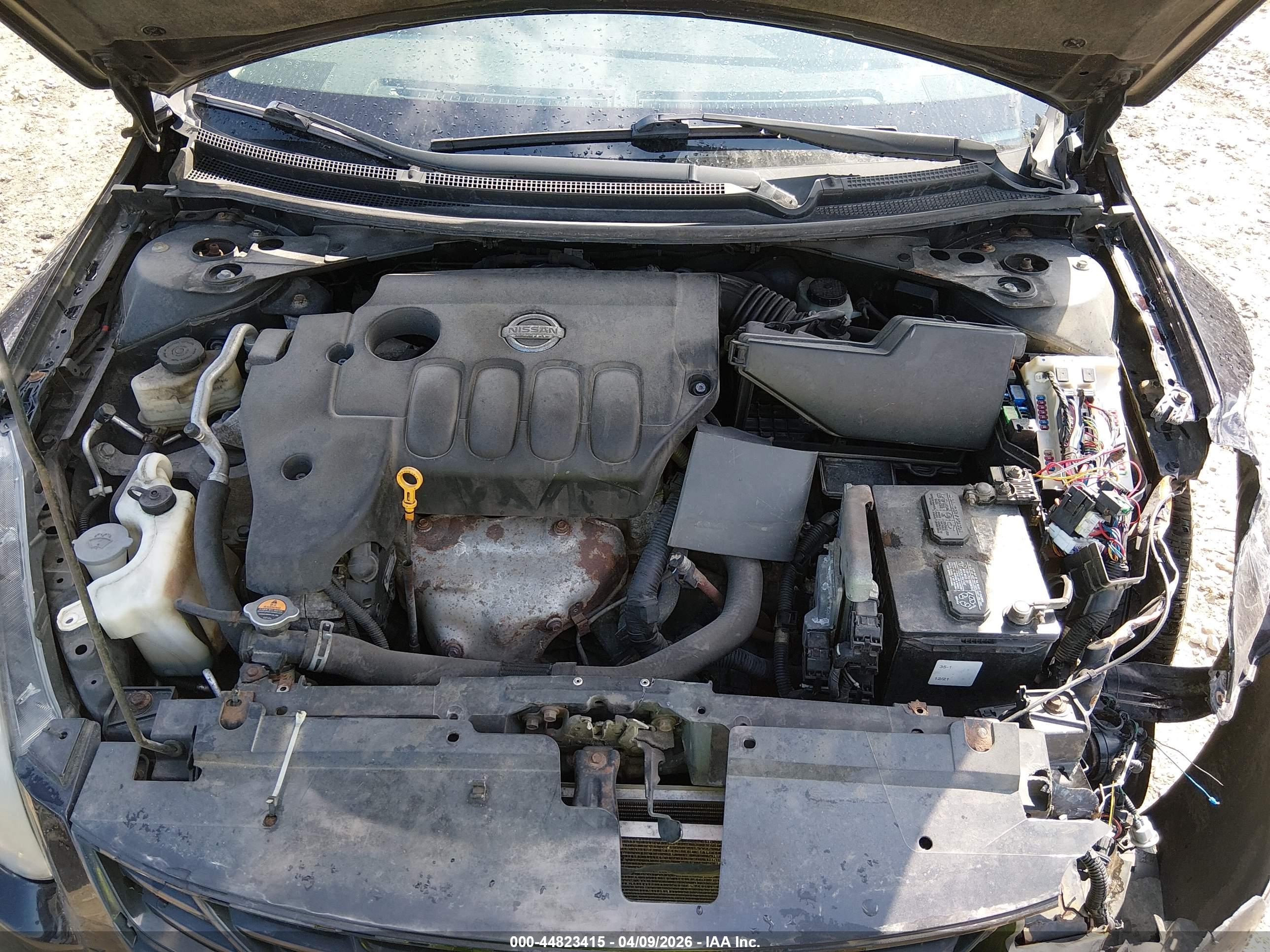 NISSAN ALTIMA image 10