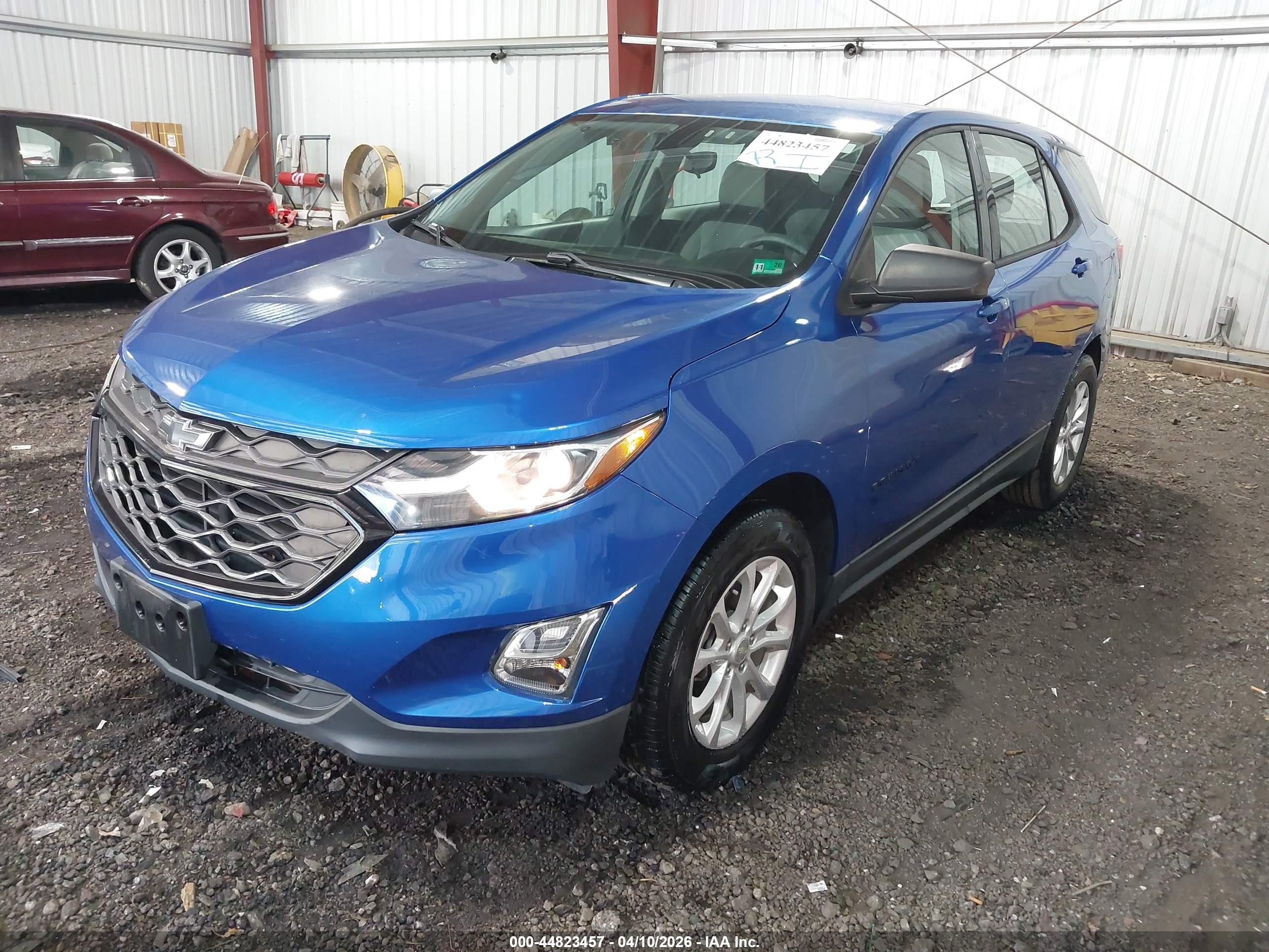 CHEVROLET EQUINOX image 2