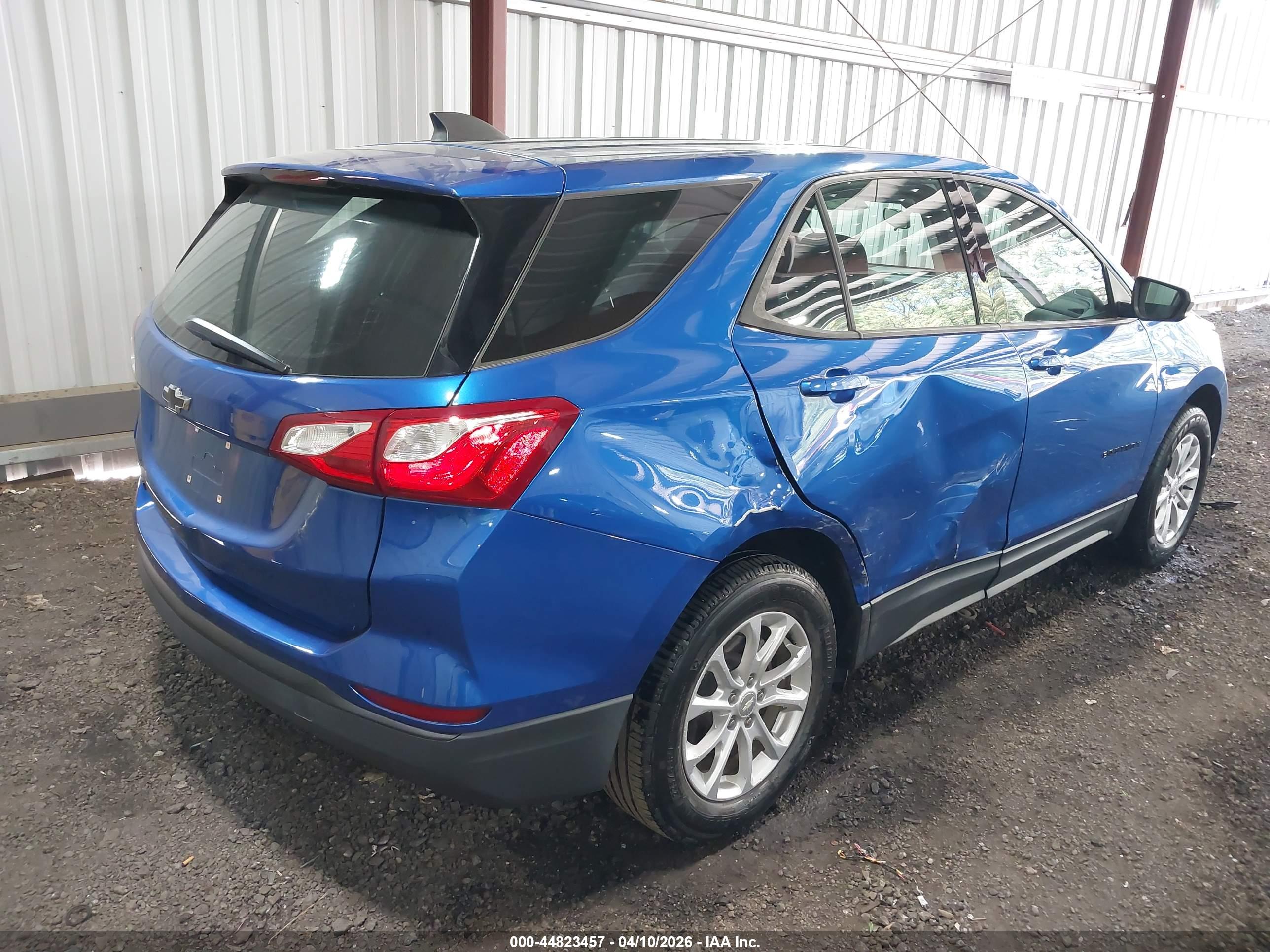 CHEVROLET EQUINOX image 4