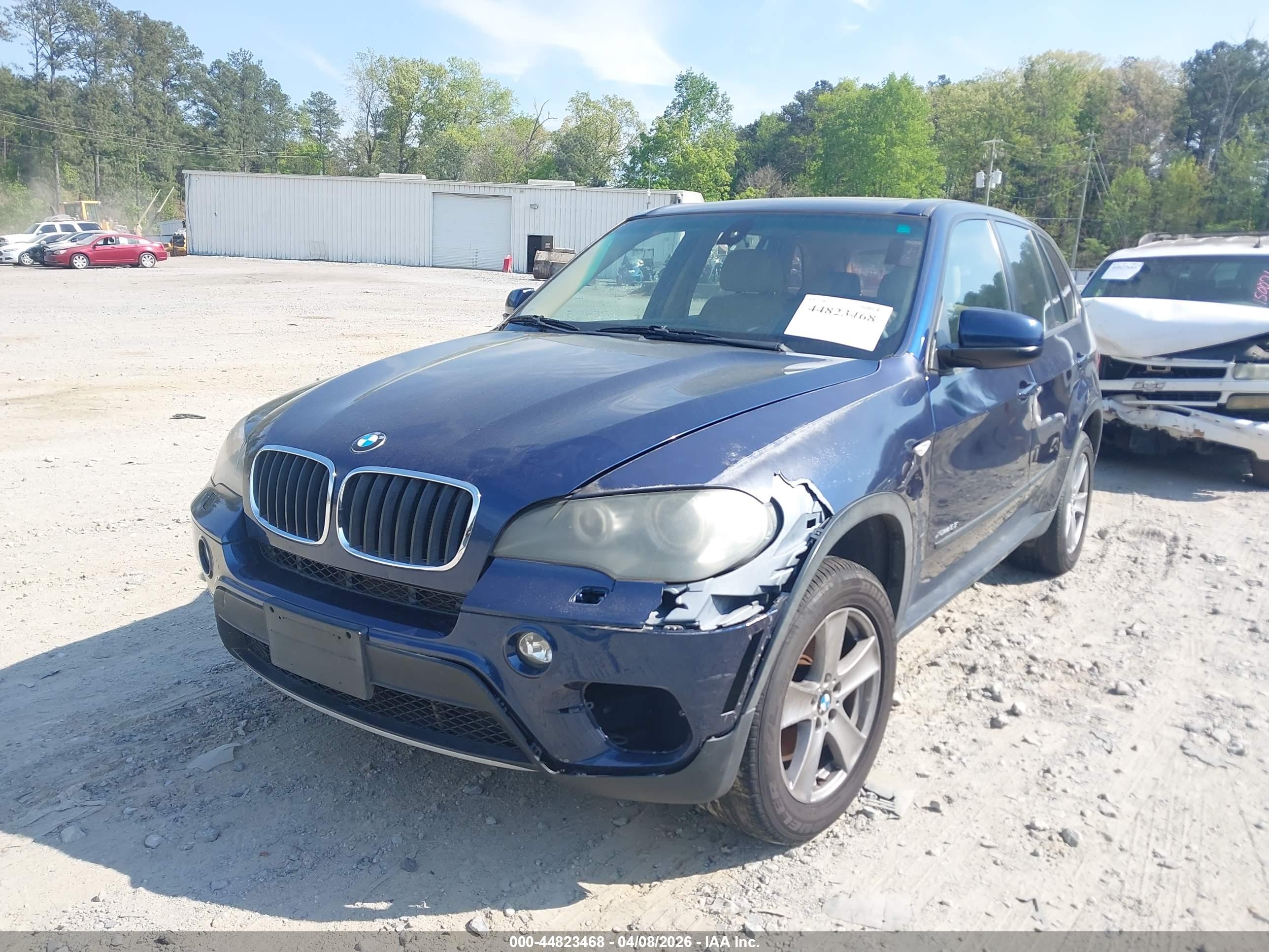 BMW X5 image 2