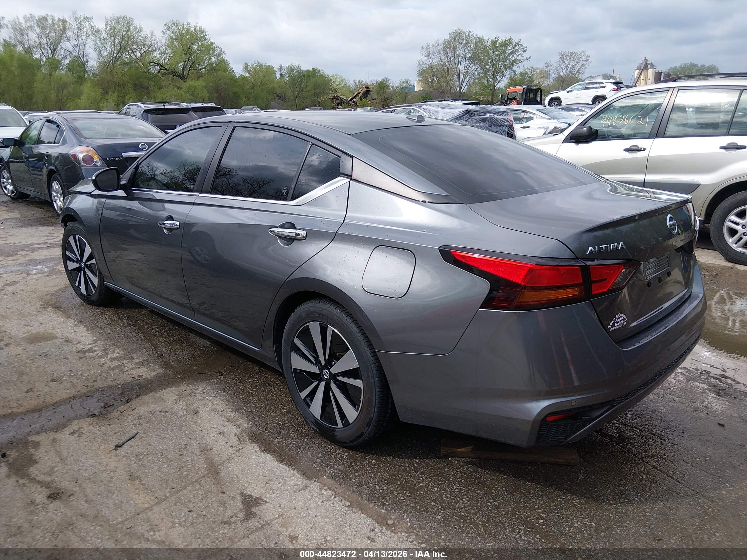 NISSAN ALTIMA image 3