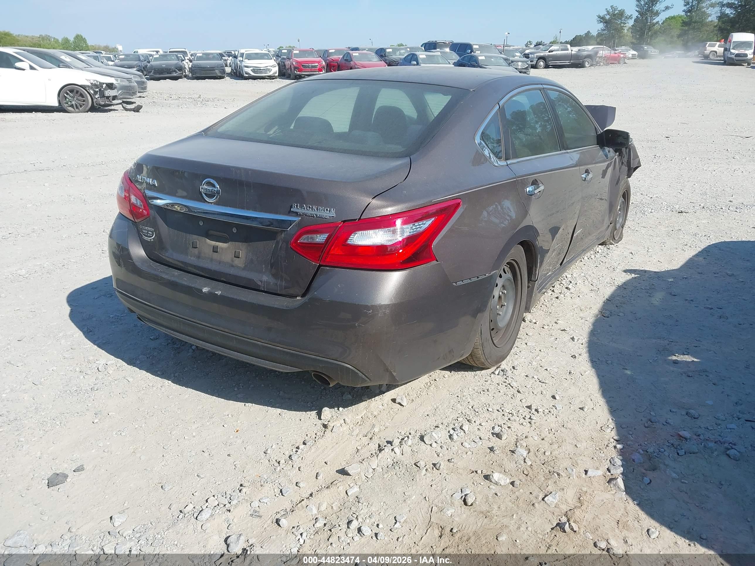 NISSAN ALTIMA image 4