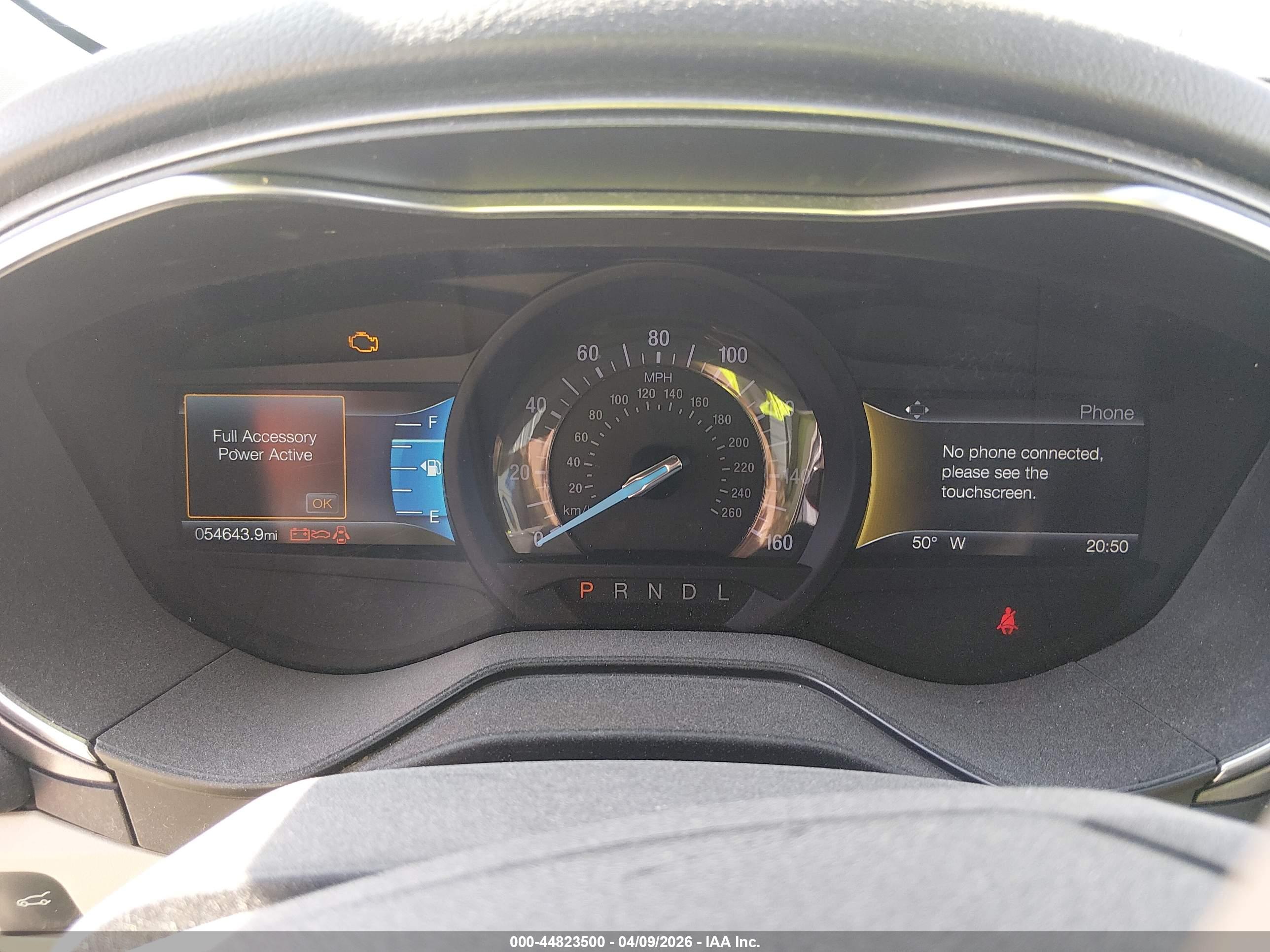 FORD FUSION image 7