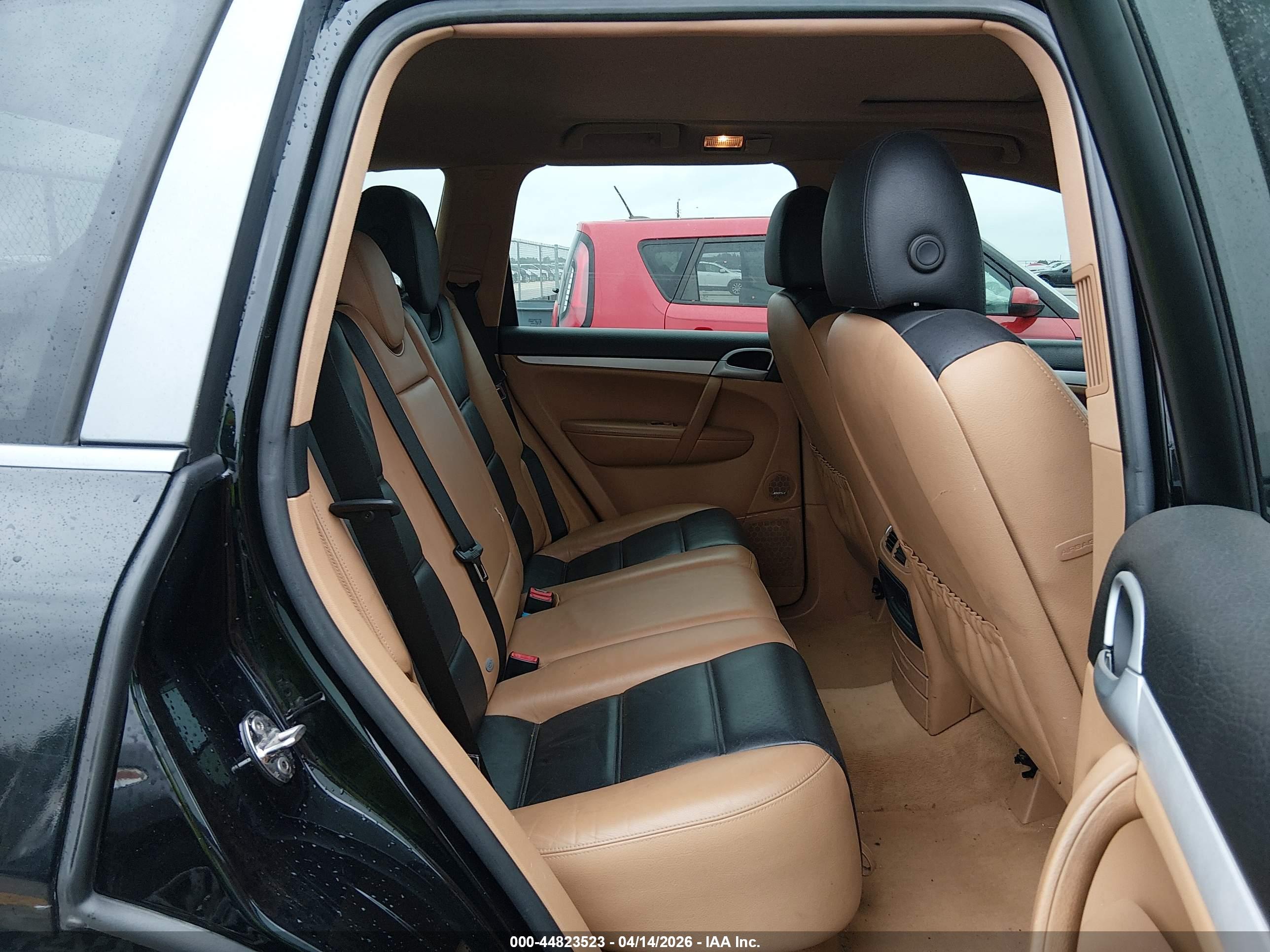 PORSCHE CAYENNE image 8