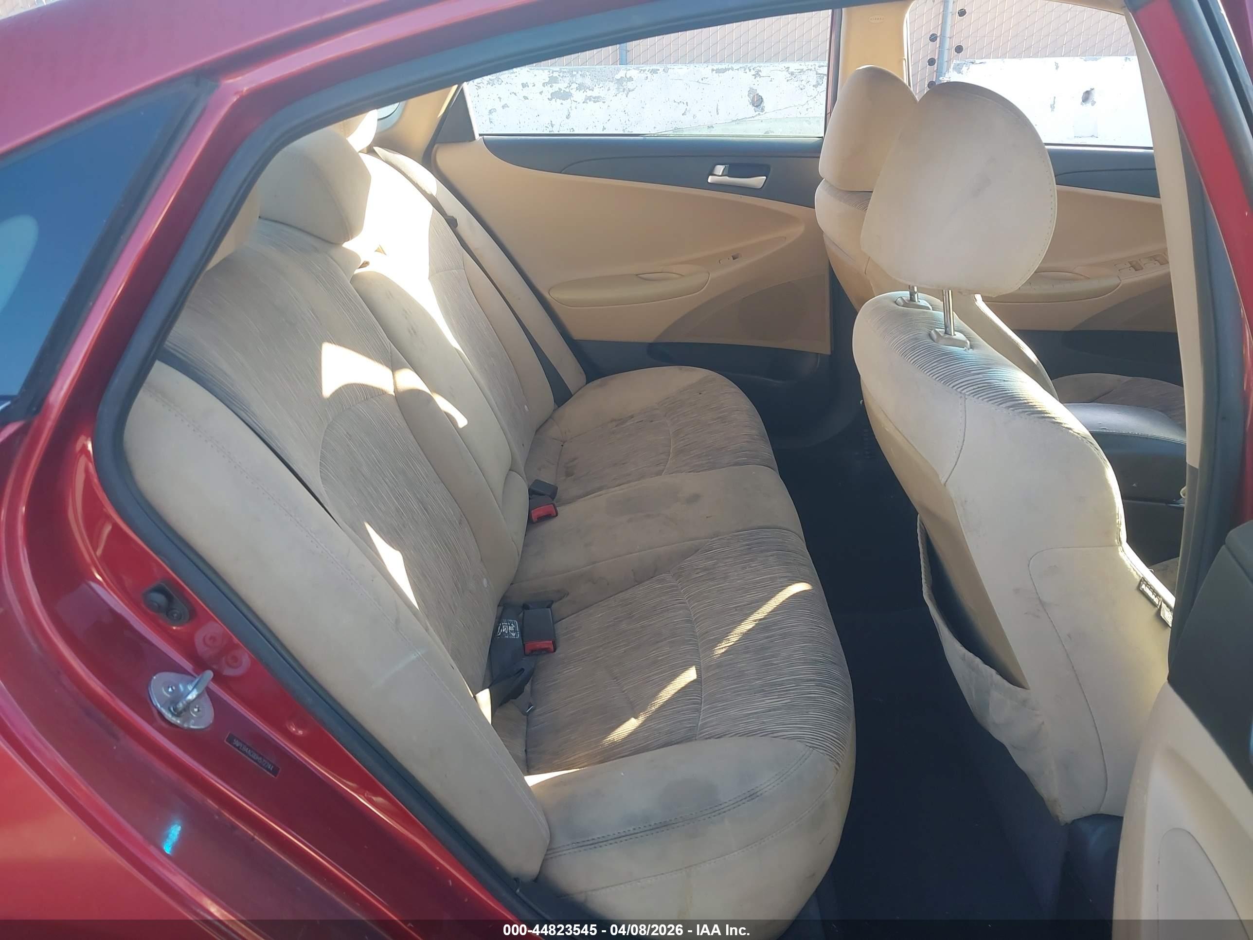 HYUNDAI SONATA image 8