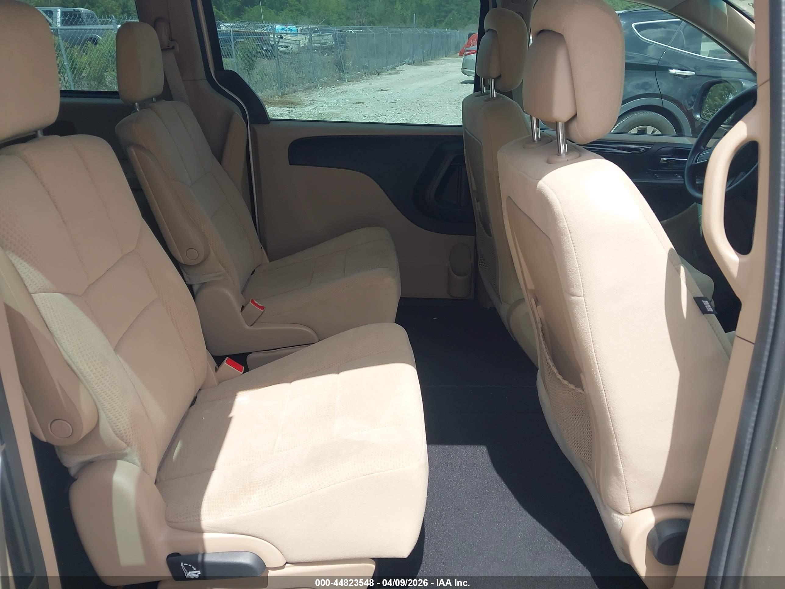 DODGE GRAND image 8