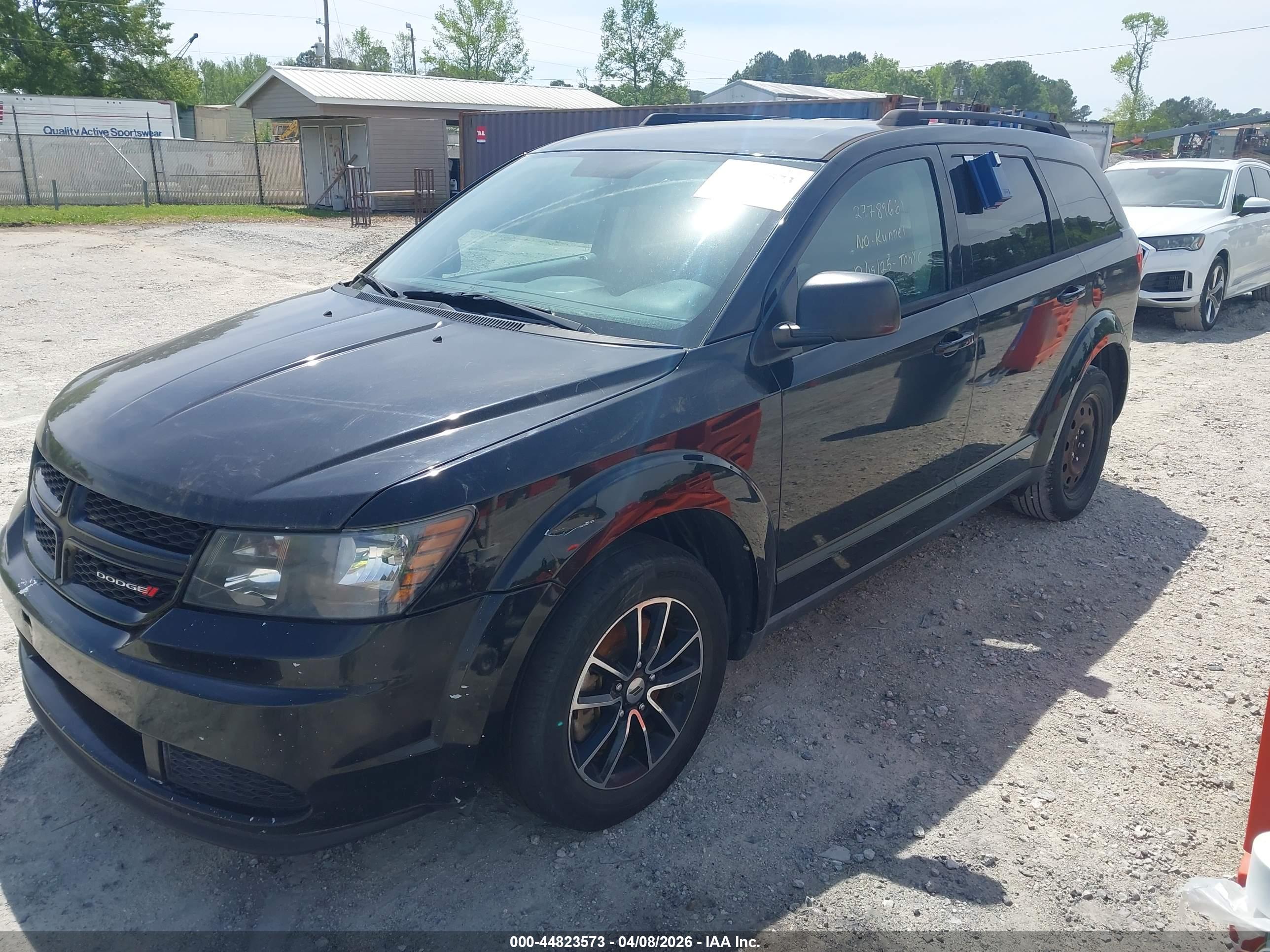 DODGE JOURNEY image 2