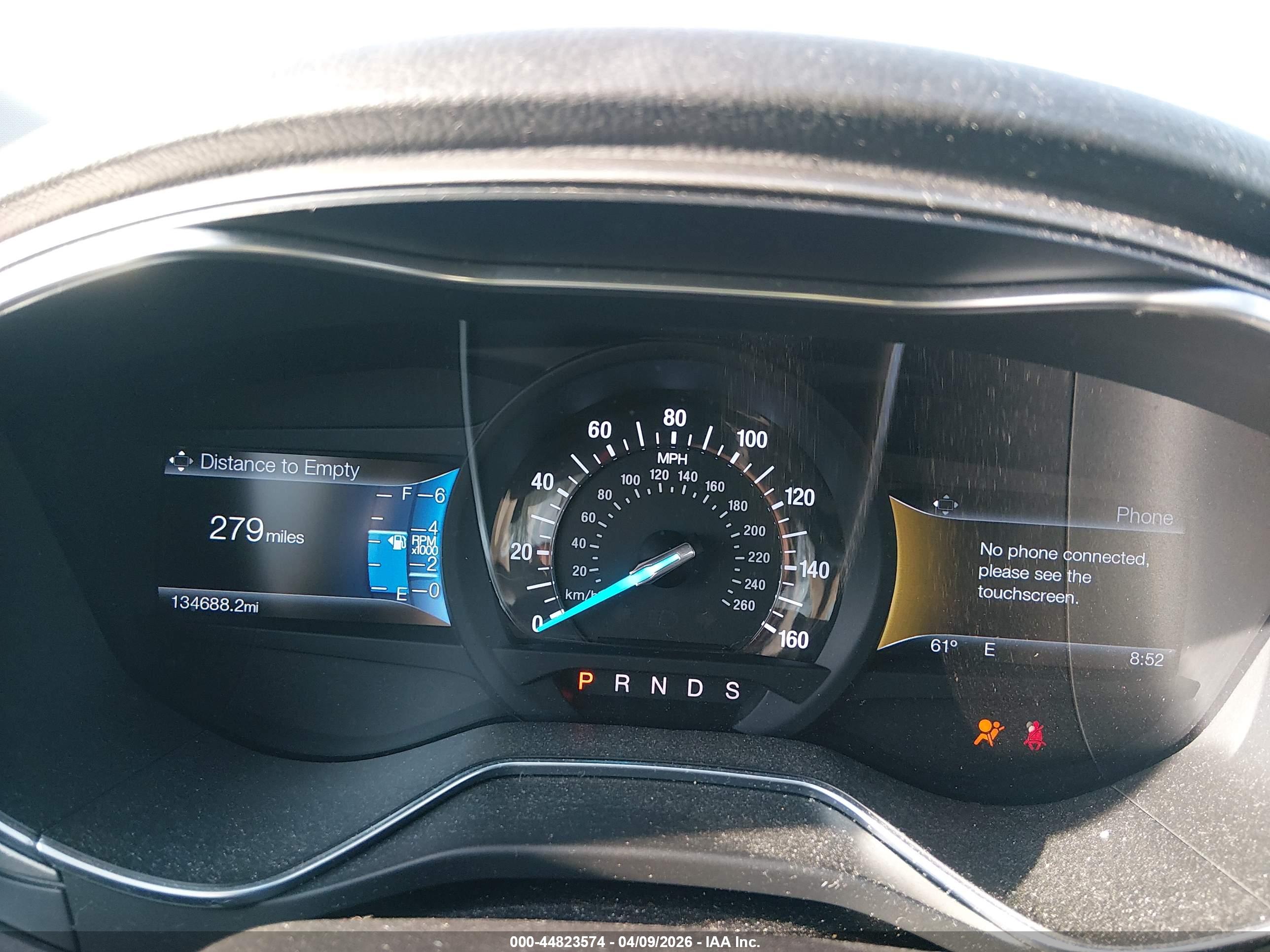 FORD FUSION image 7