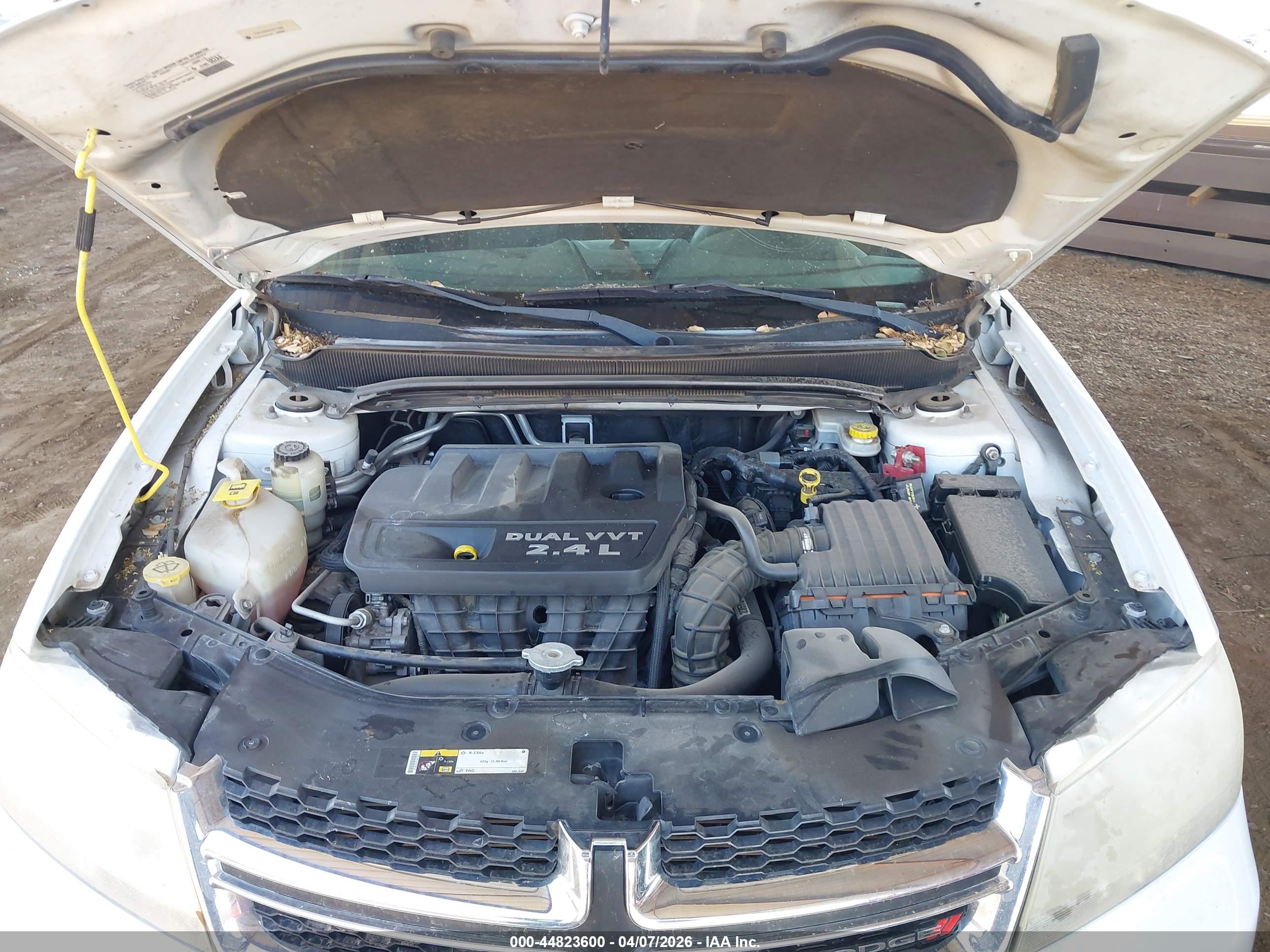 DODGE AVENGER image 10