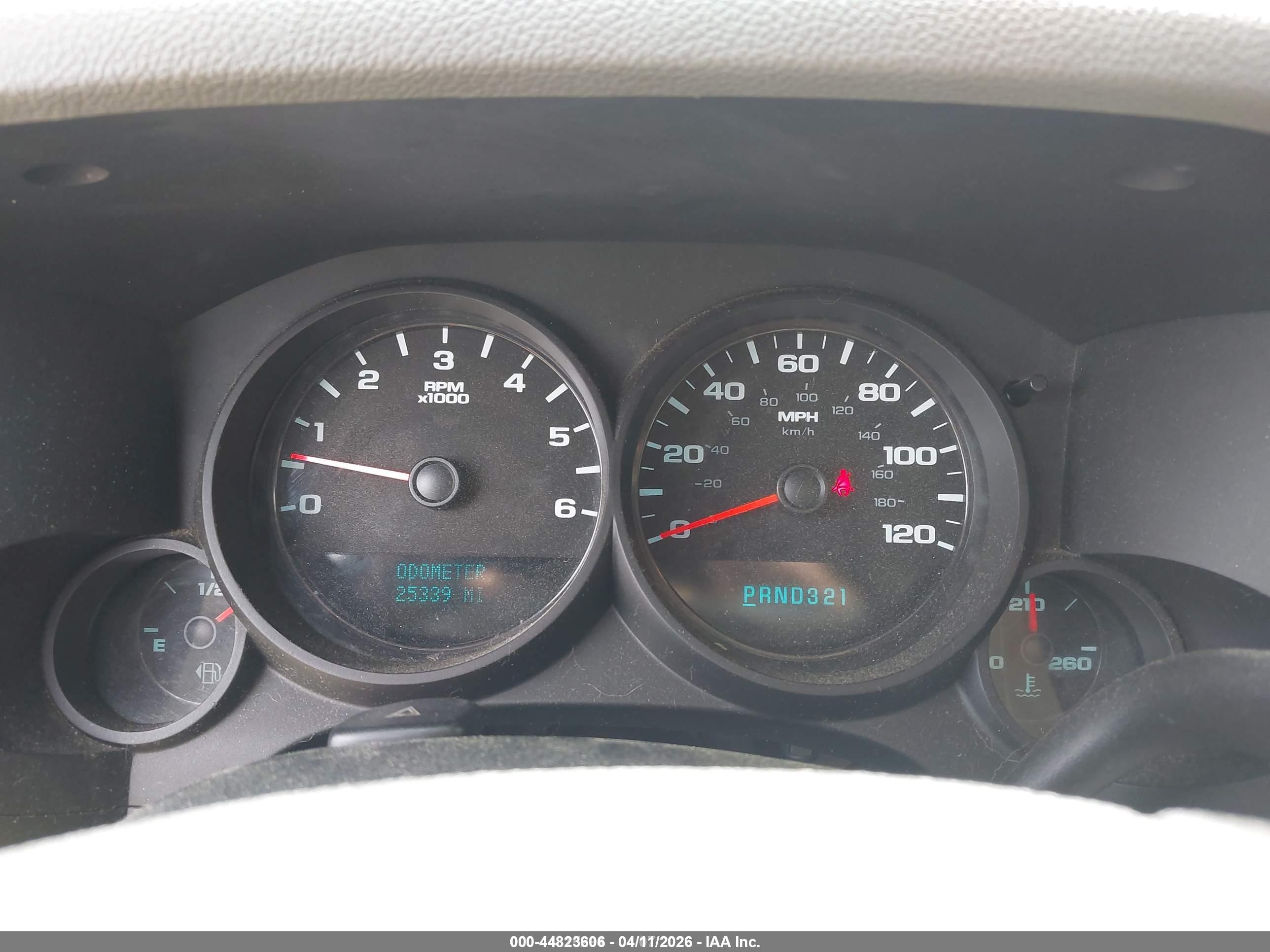 CHEVROLET SILVERADO image 7