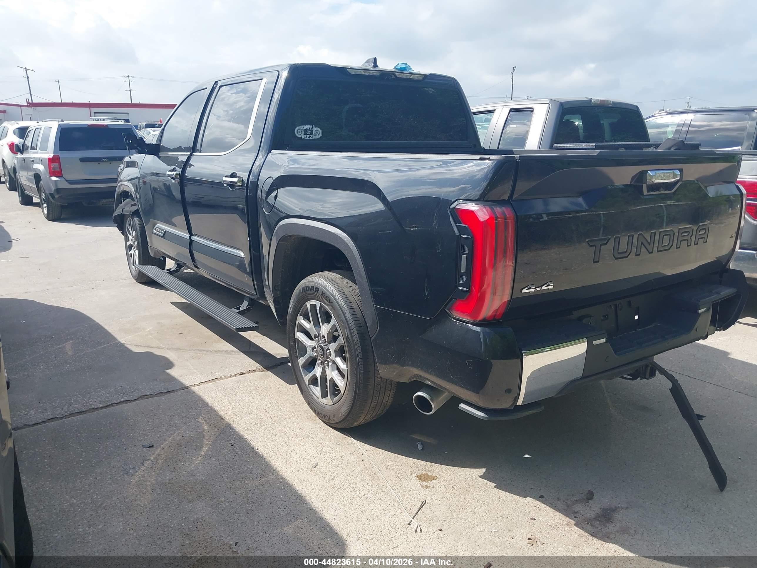 TOYOTA TUNDRA image 3