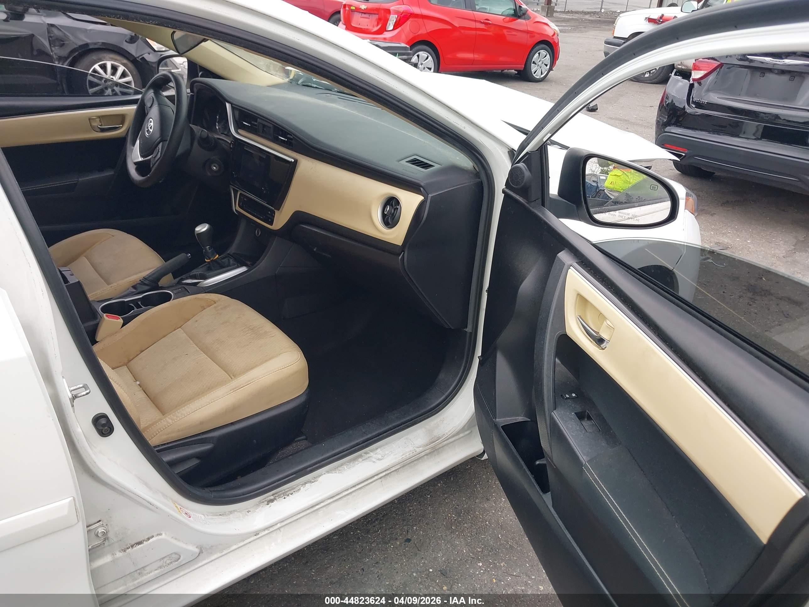 TOYOTA COROLLA image 5