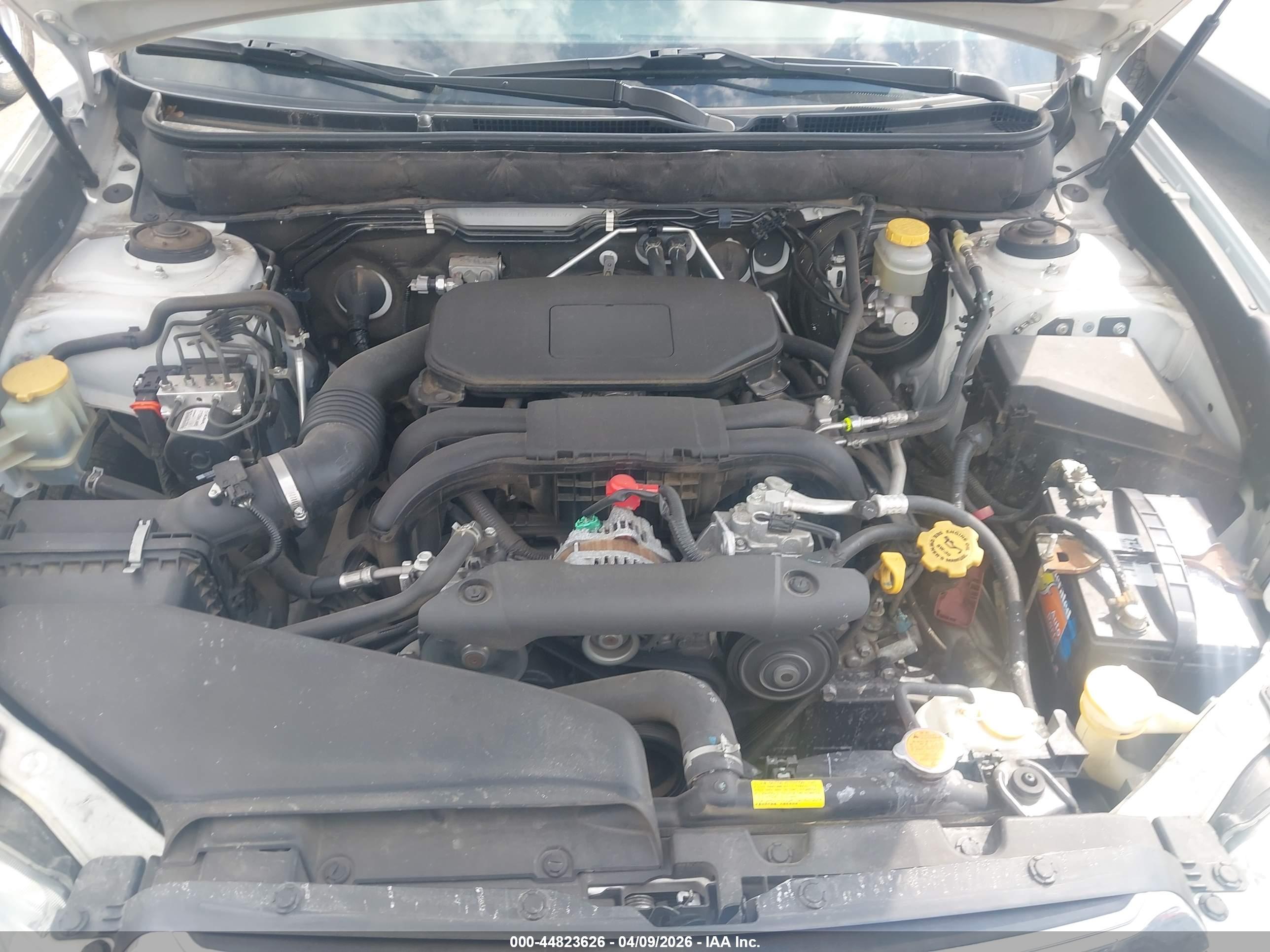 SUBARU OUTBACK image 10