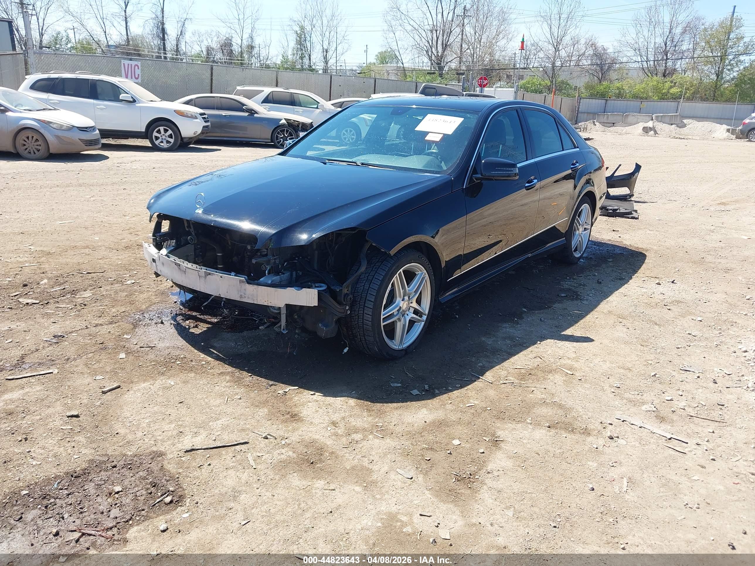 MERCEDES-BENZ E image 2