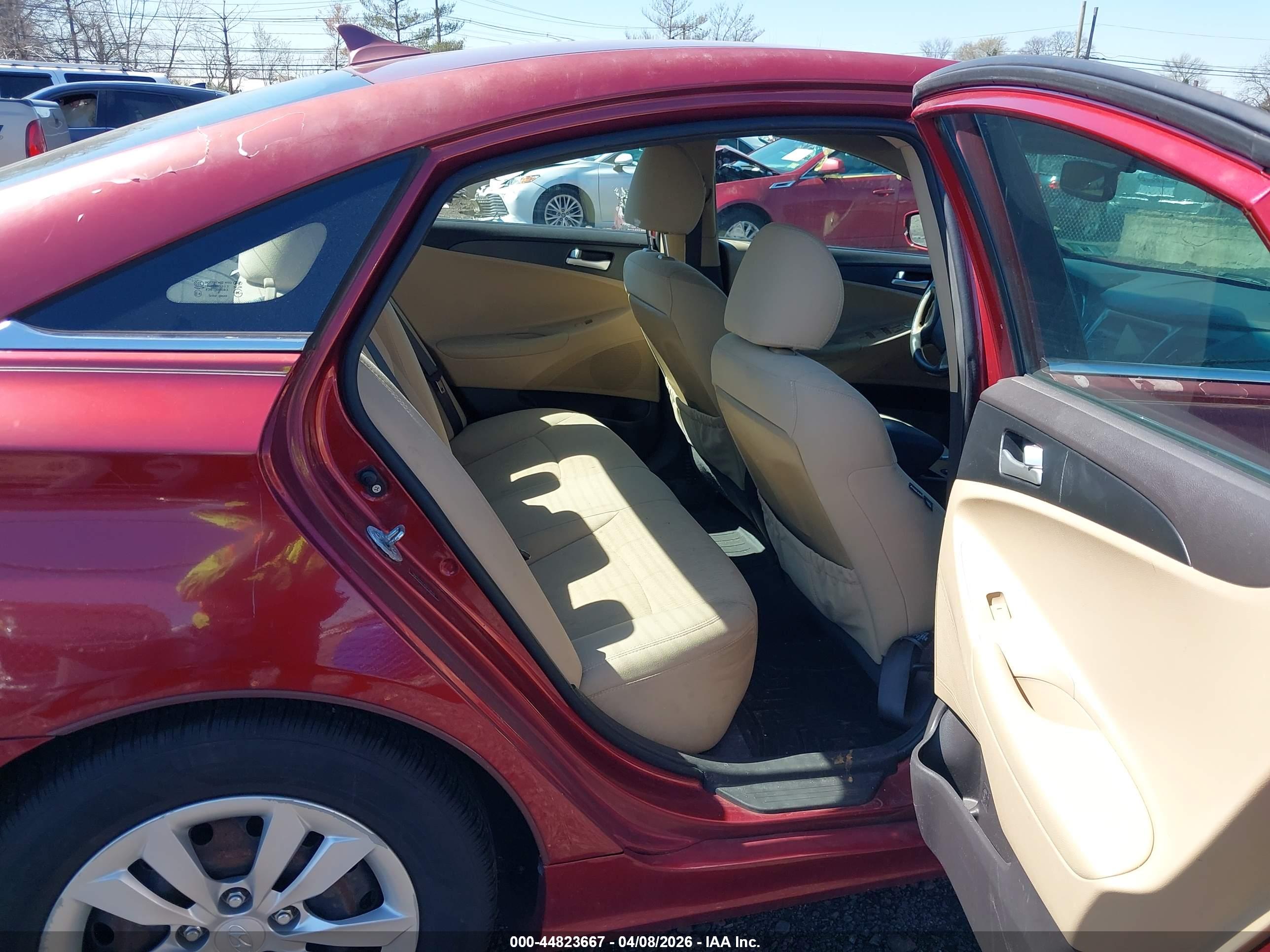 HYUNDAI SONATA image 8