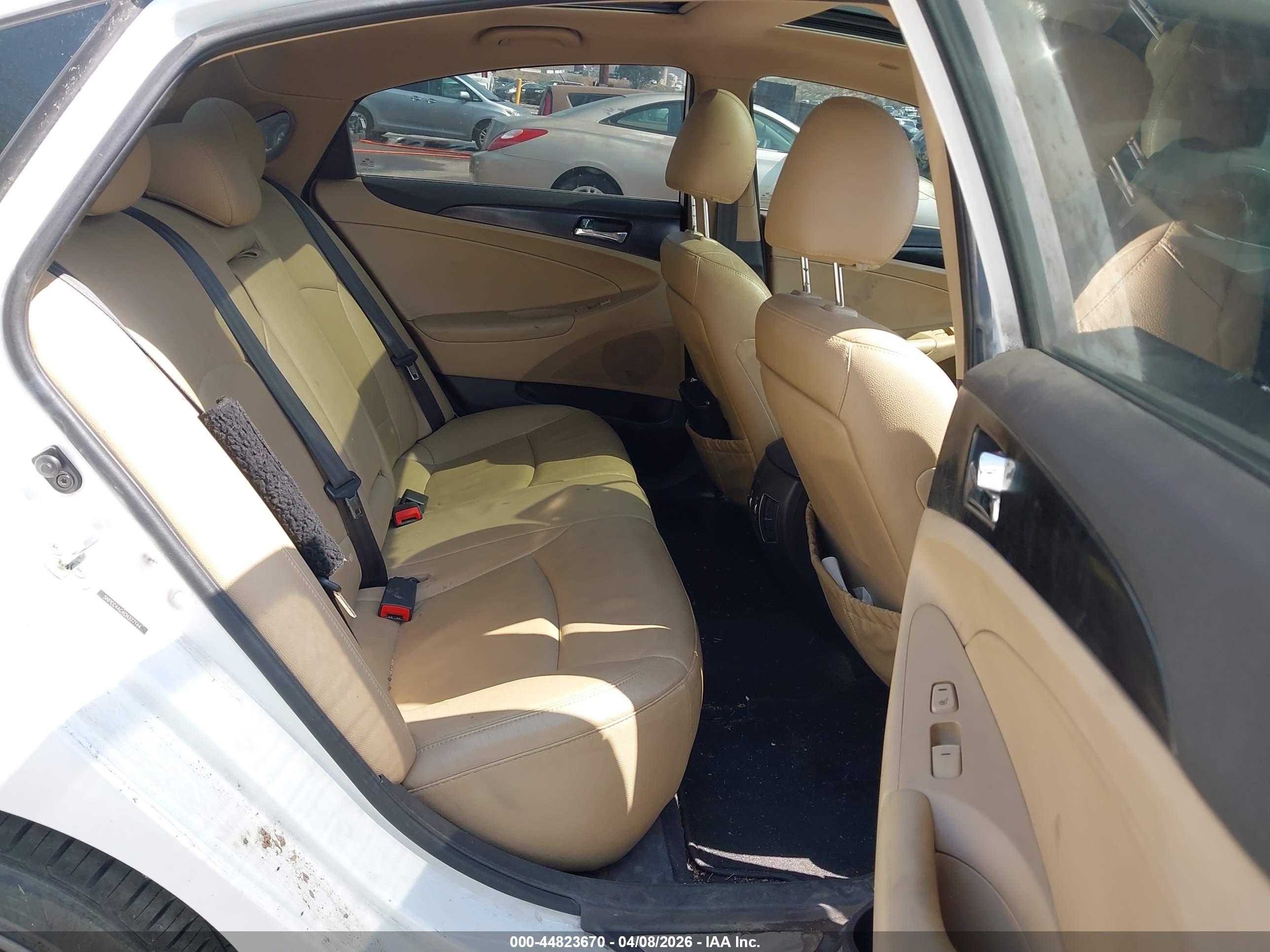 HYUNDAI SONATA image 8