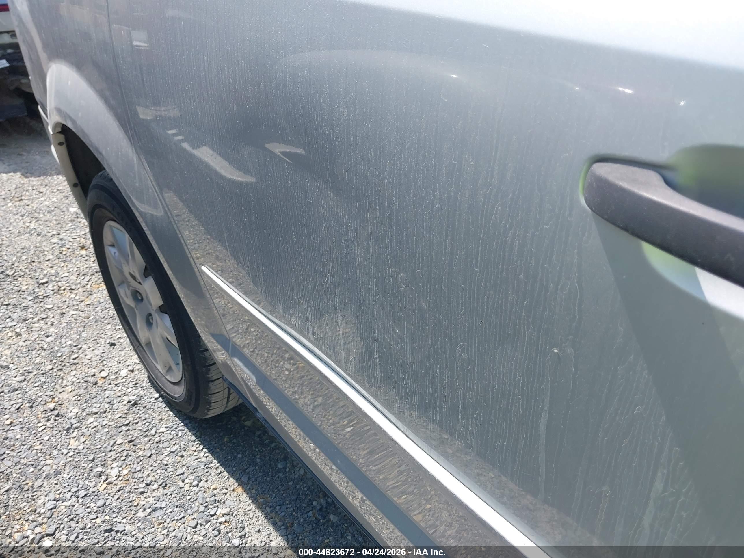 CHRYSLER TOWN image 6