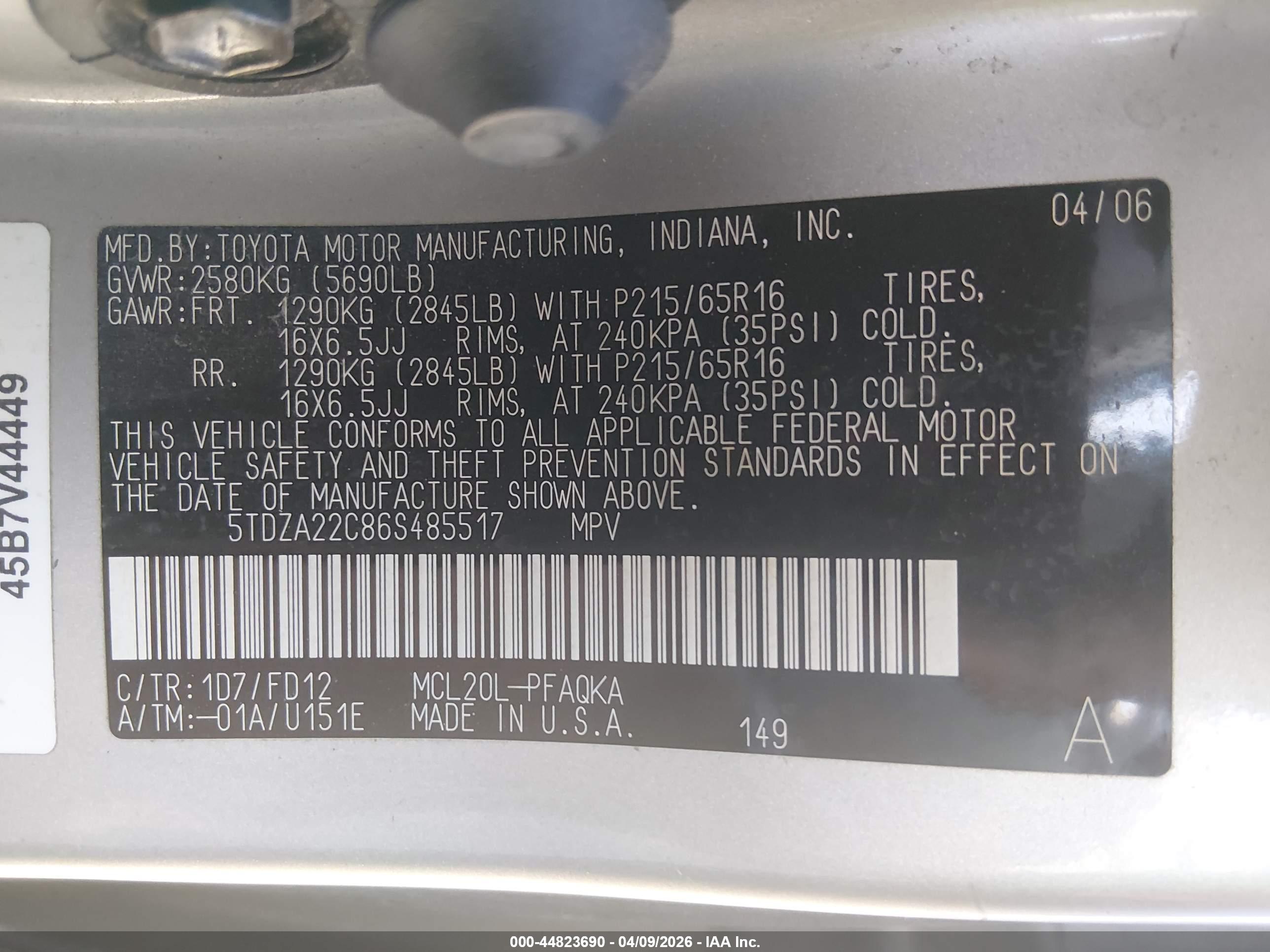 TOYOTA SIENNA image 9