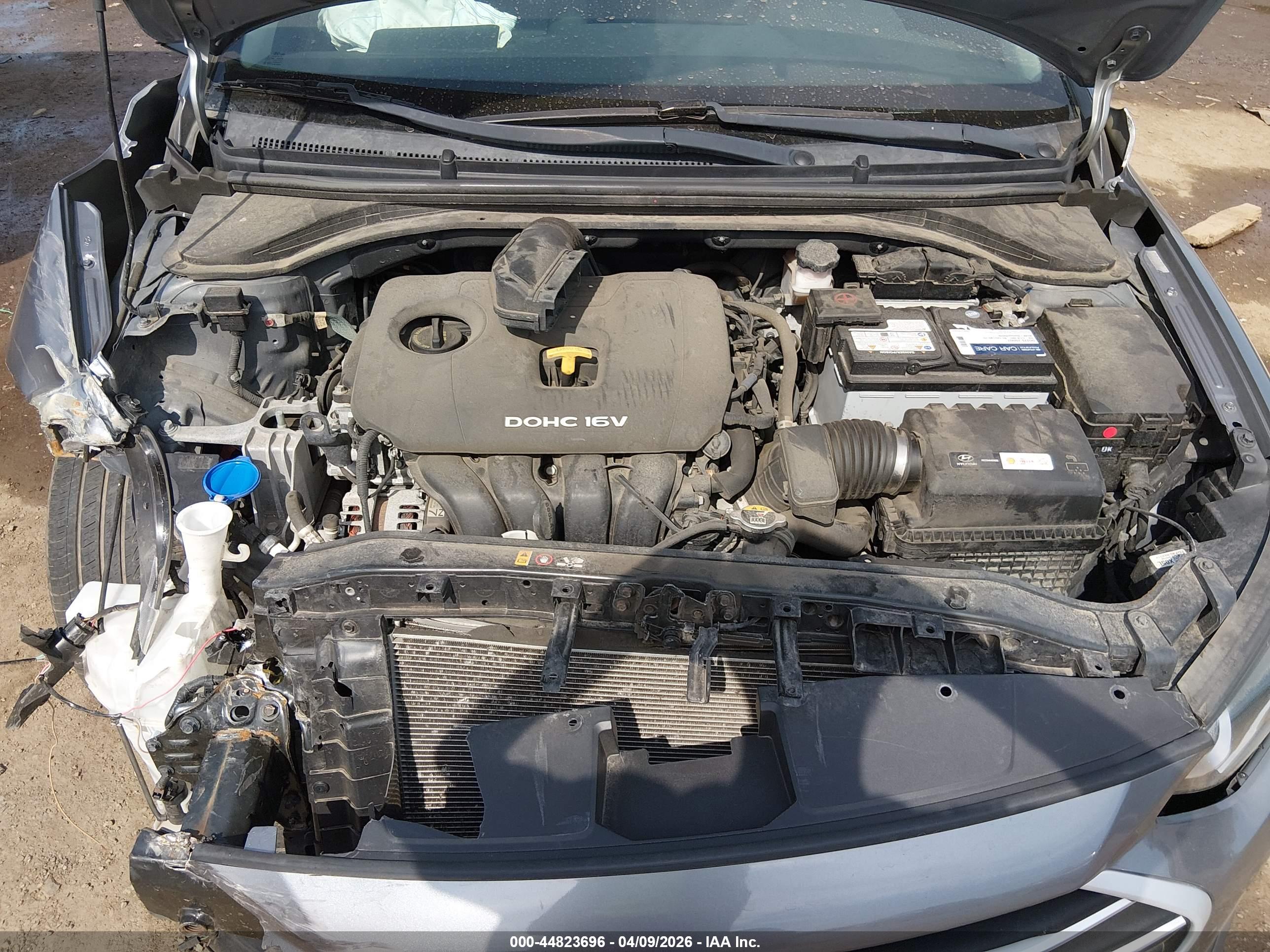 HYUNDAI ELANTRA image 10