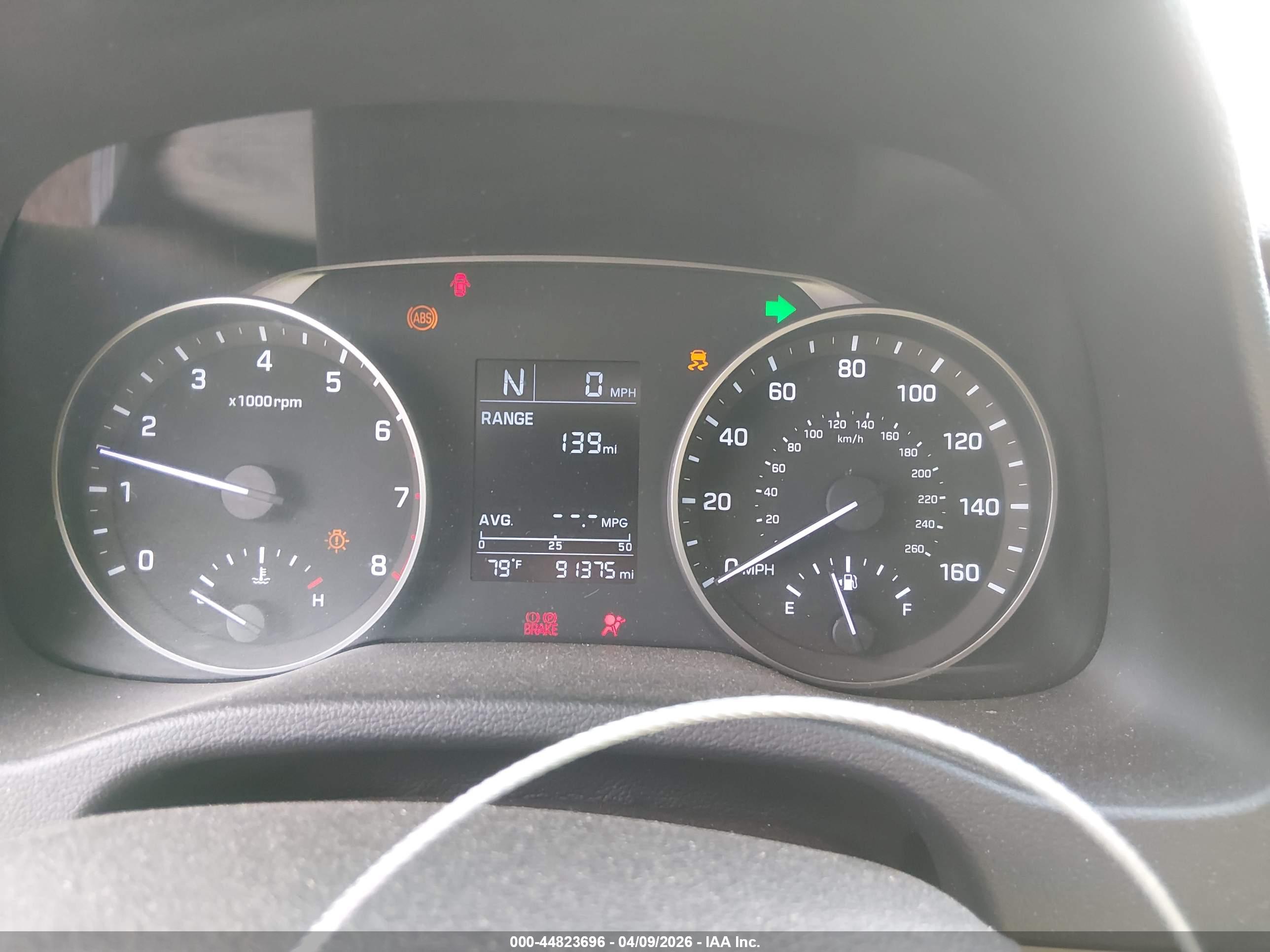 HYUNDAI ELANTRA image 7