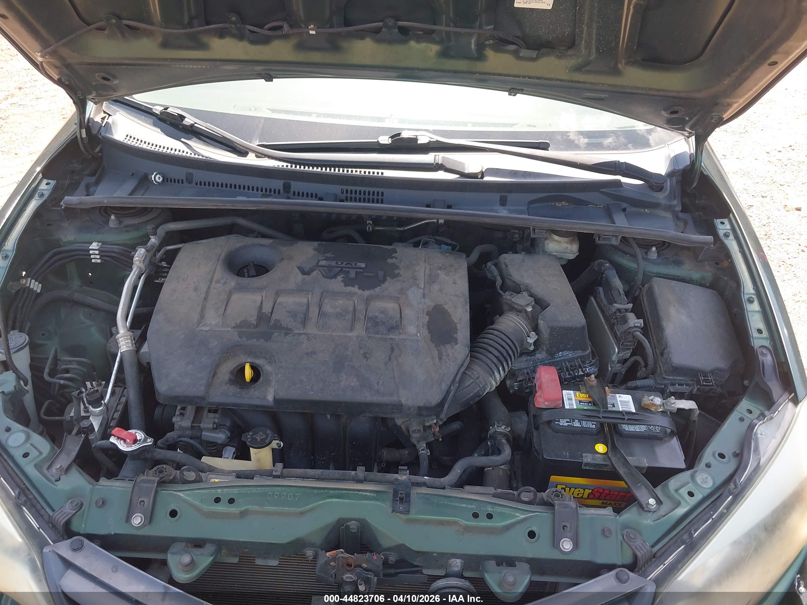 TOYOTA COROLLA image 10