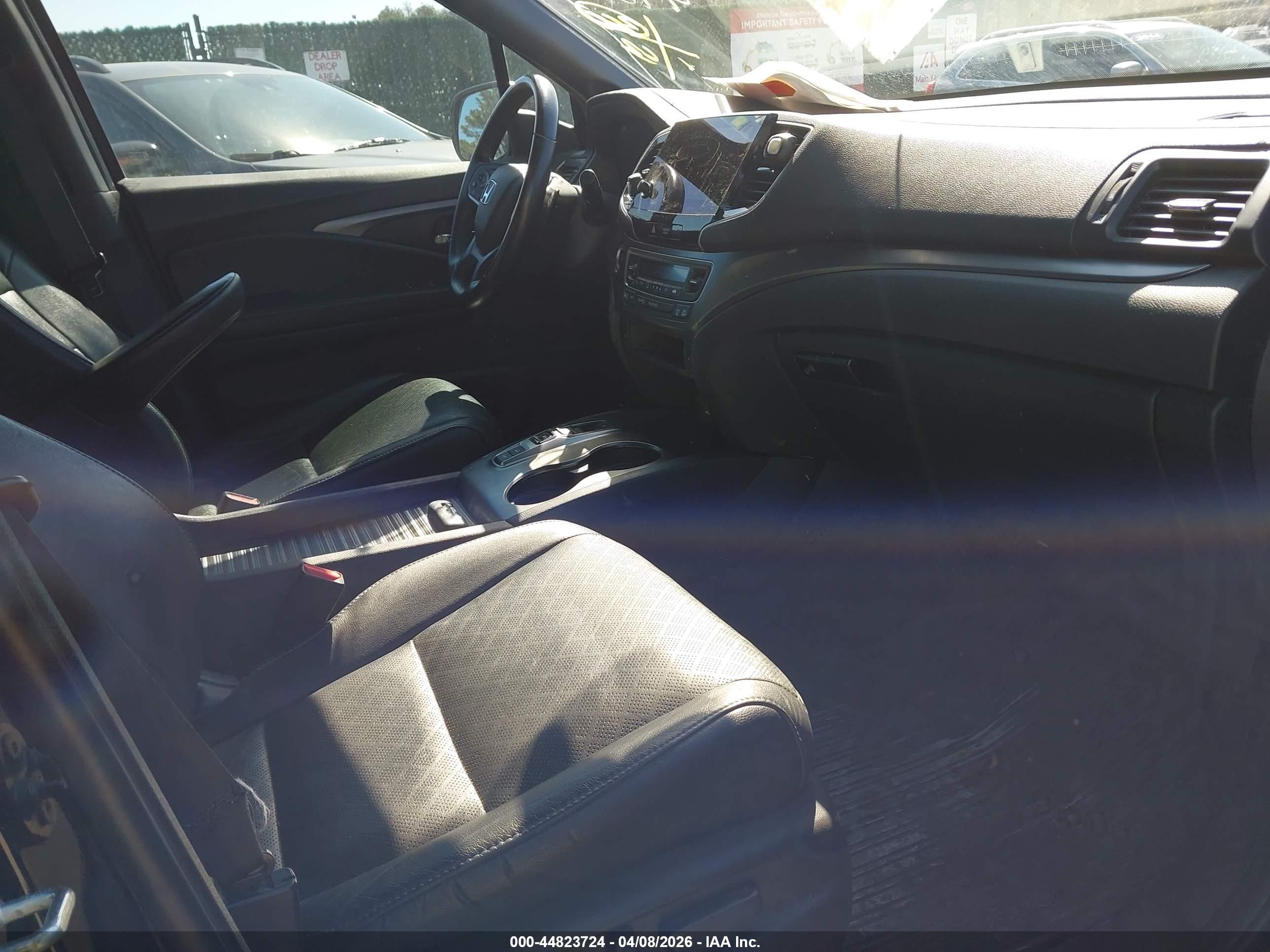 HONDA PASSPORT image 5