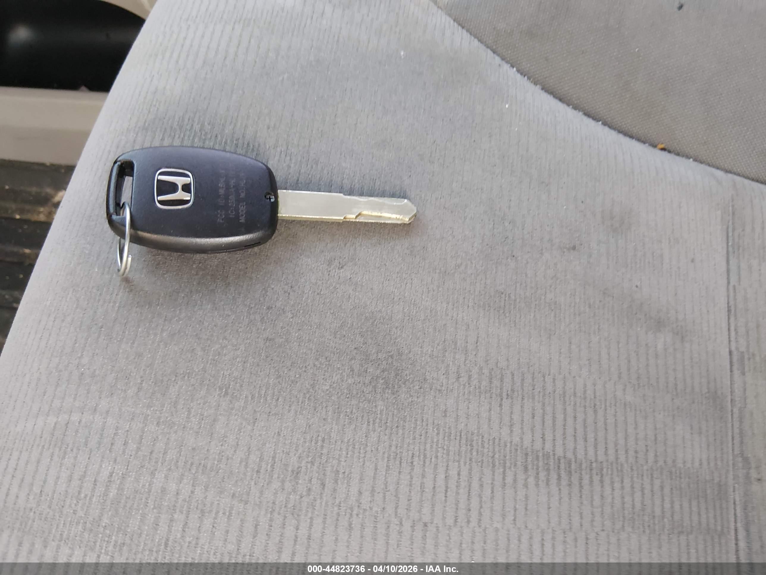 HONDA CR-V image 11