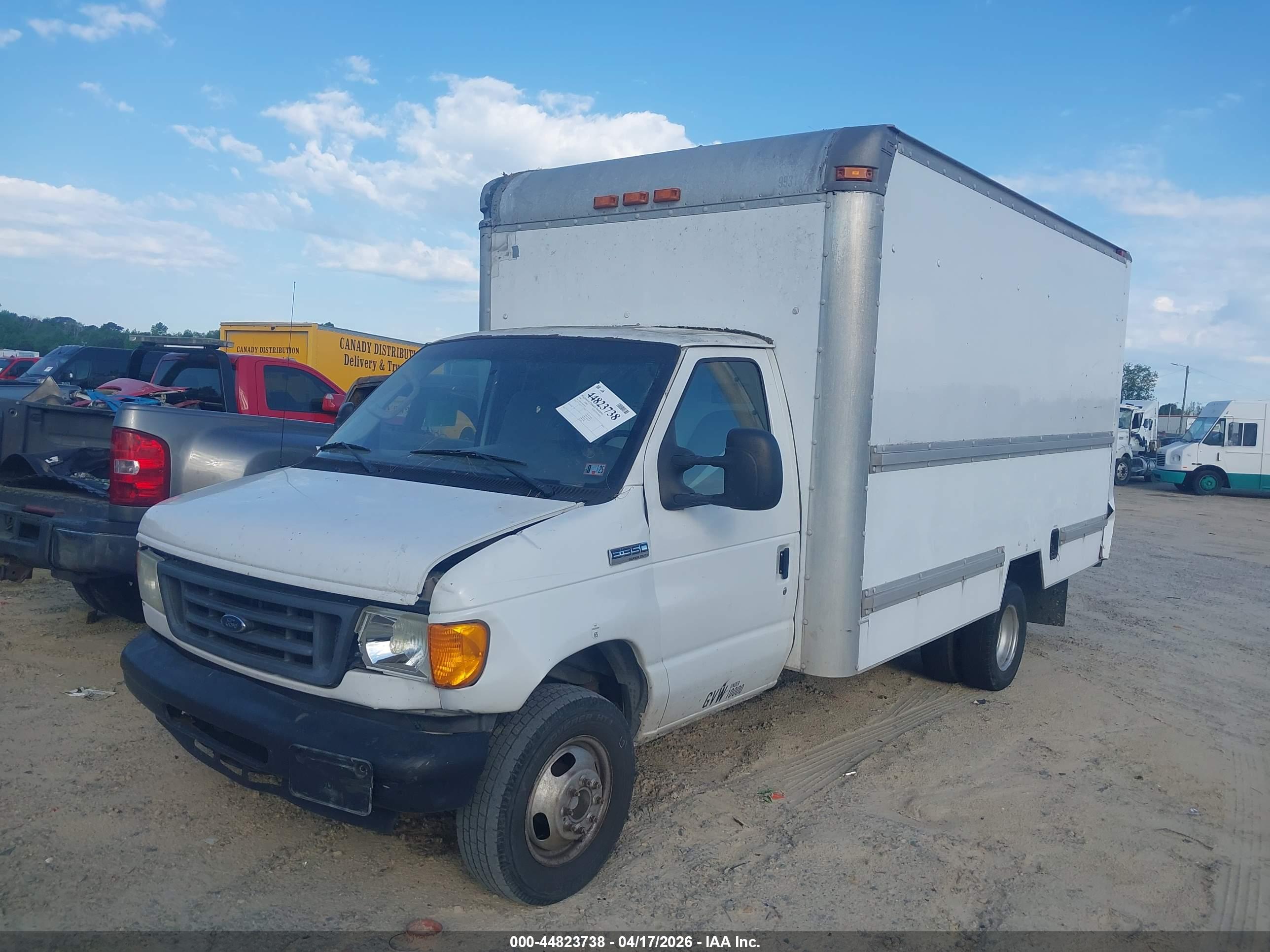 FORD E-350 image 2
