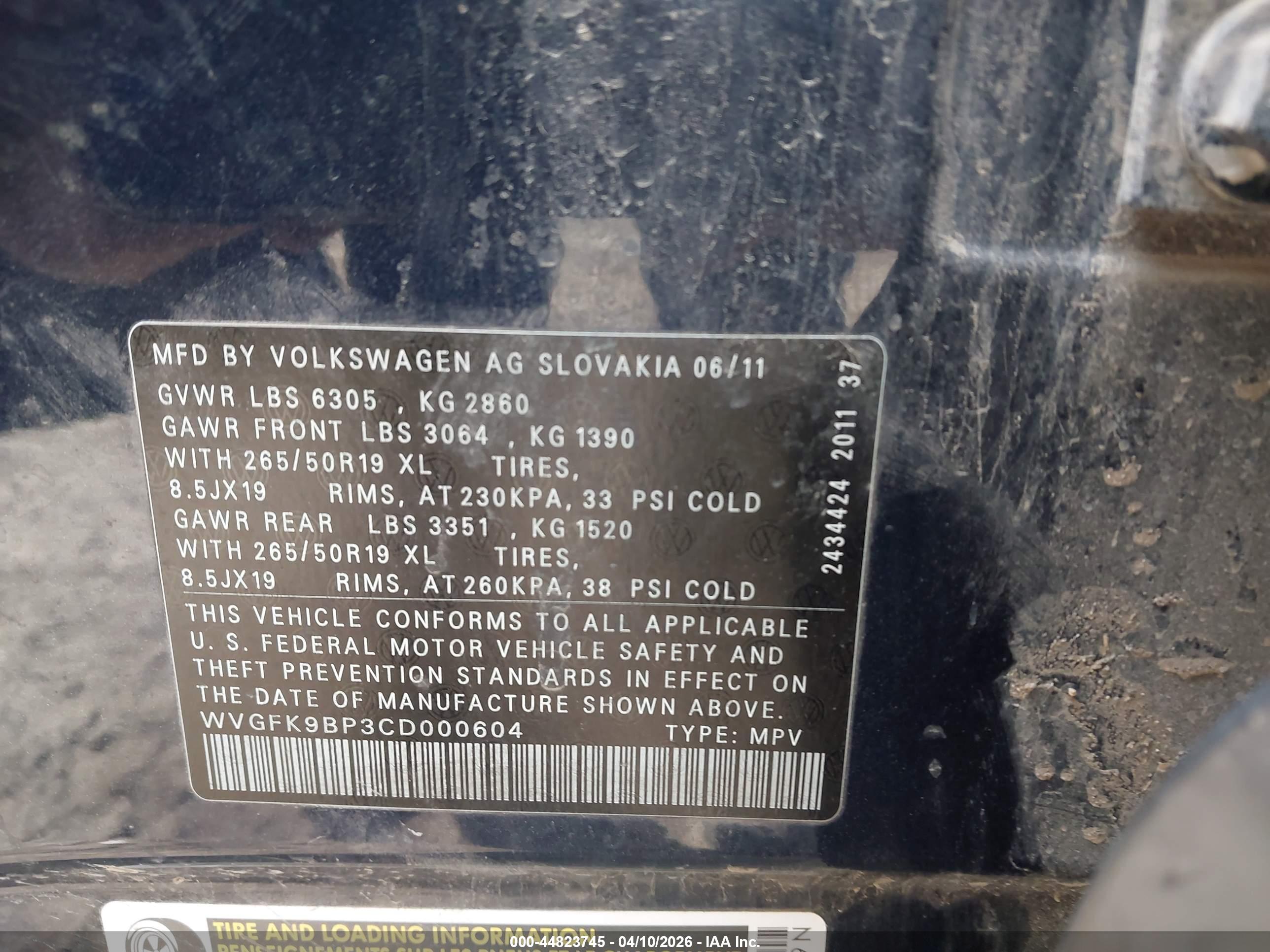 VOLKSWAGEN TOUAREG image 9