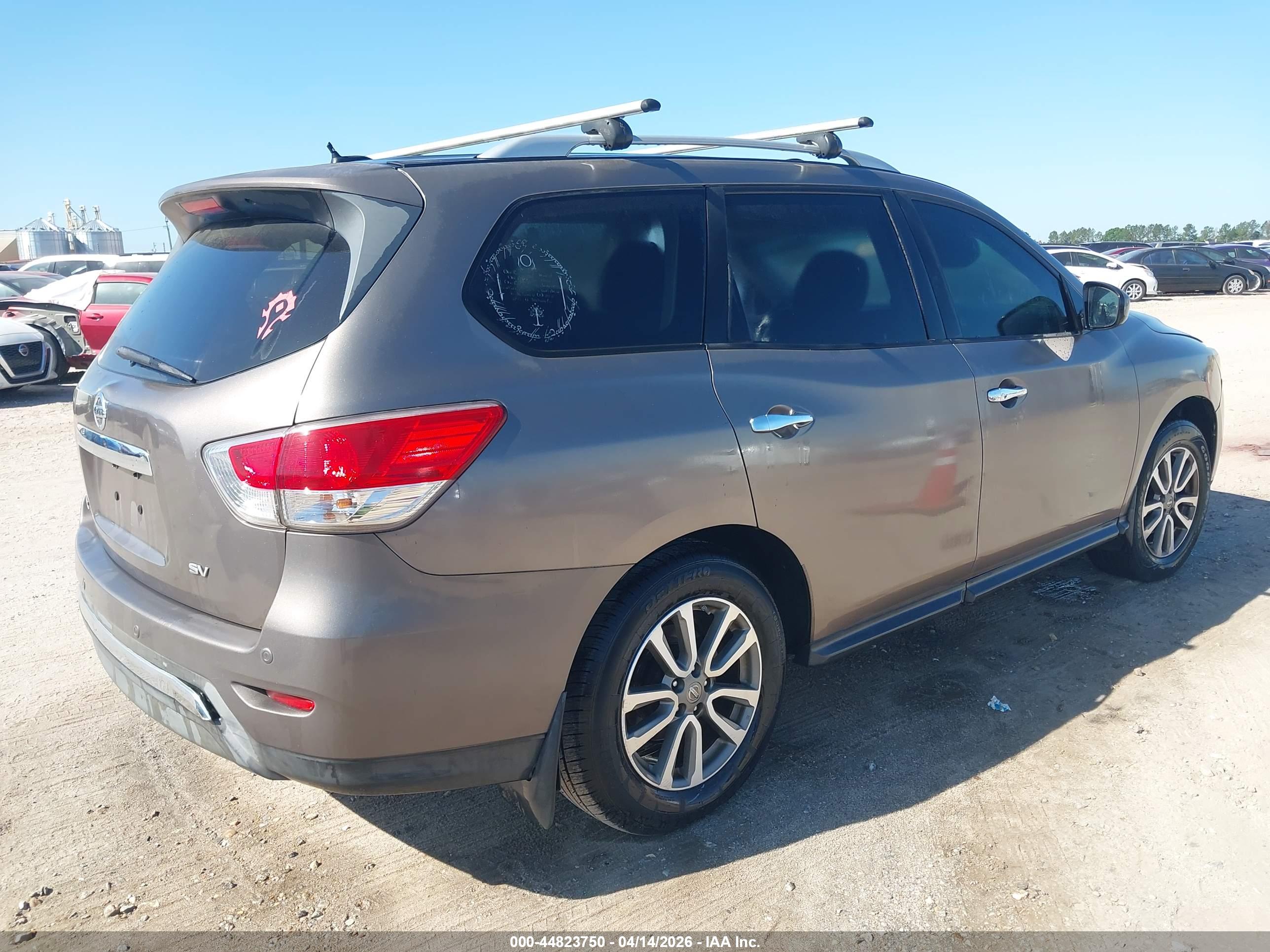 NISSAN PATHFINDER image 4