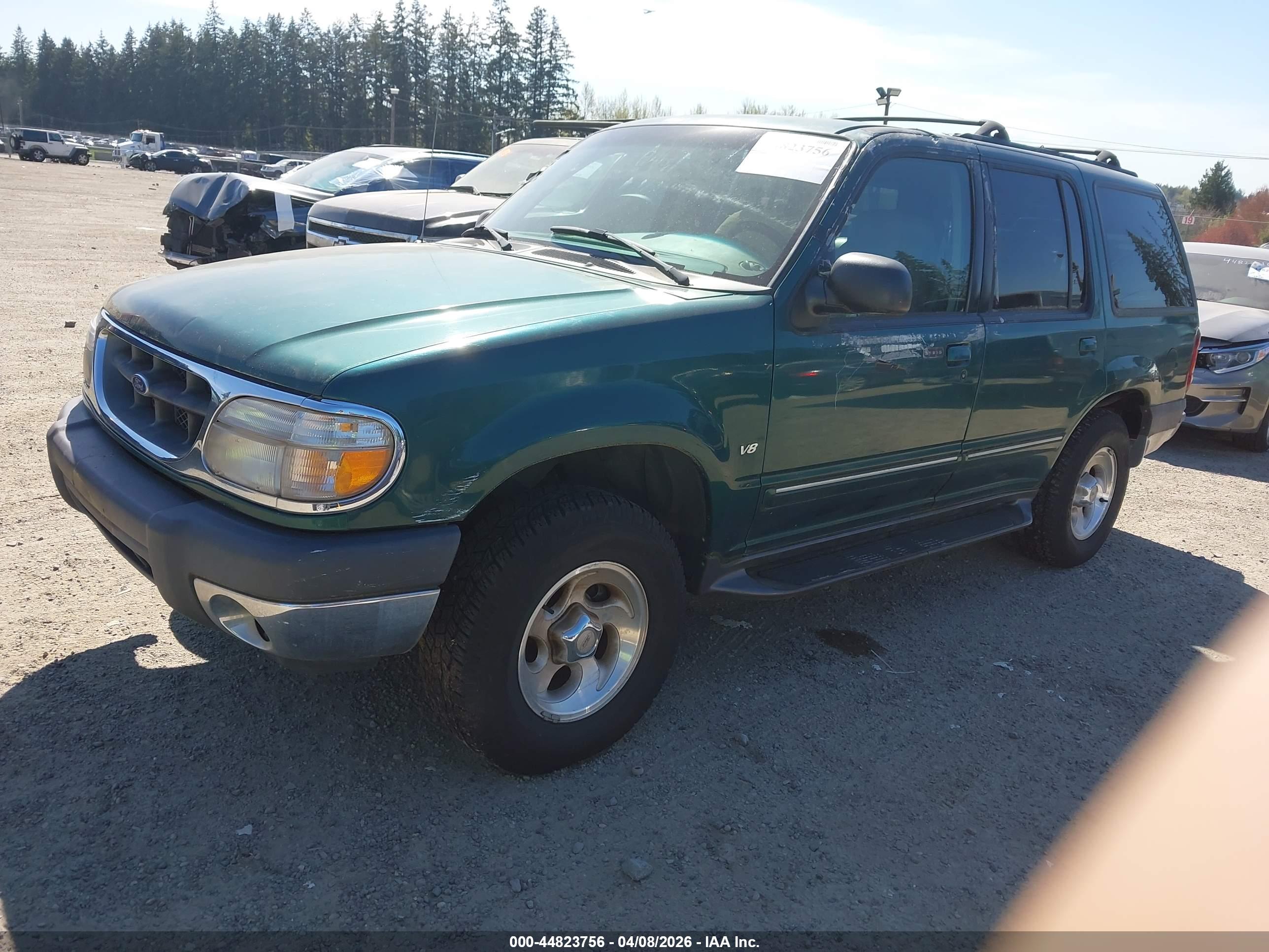 FORD EXPLORER image 2