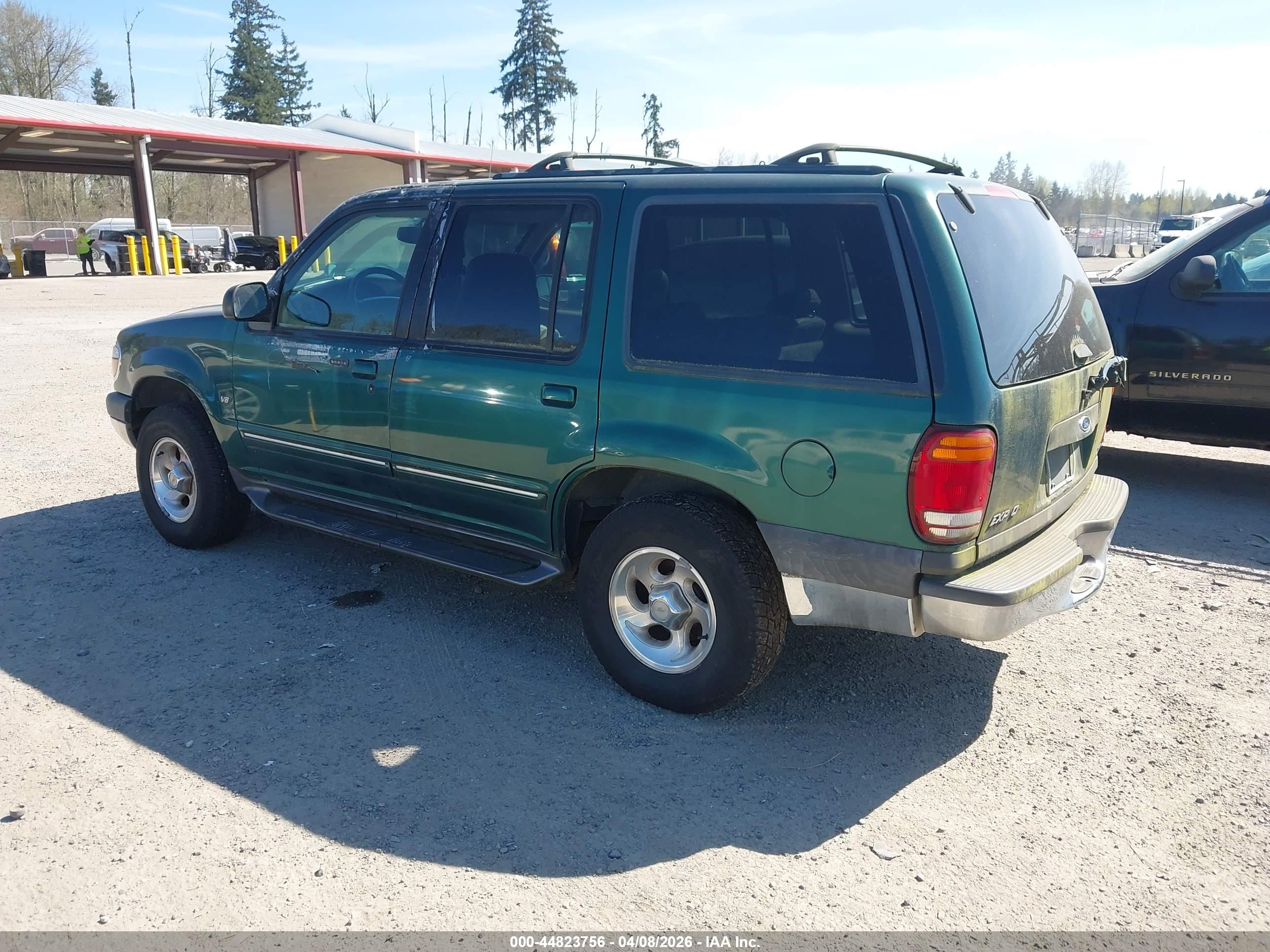 FORD EXPLORER image 3