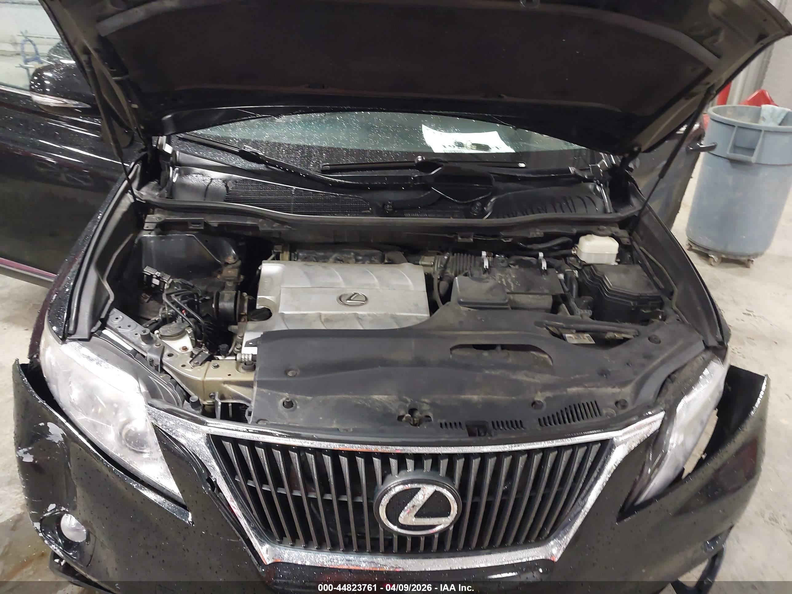 LEXUS RX image 10