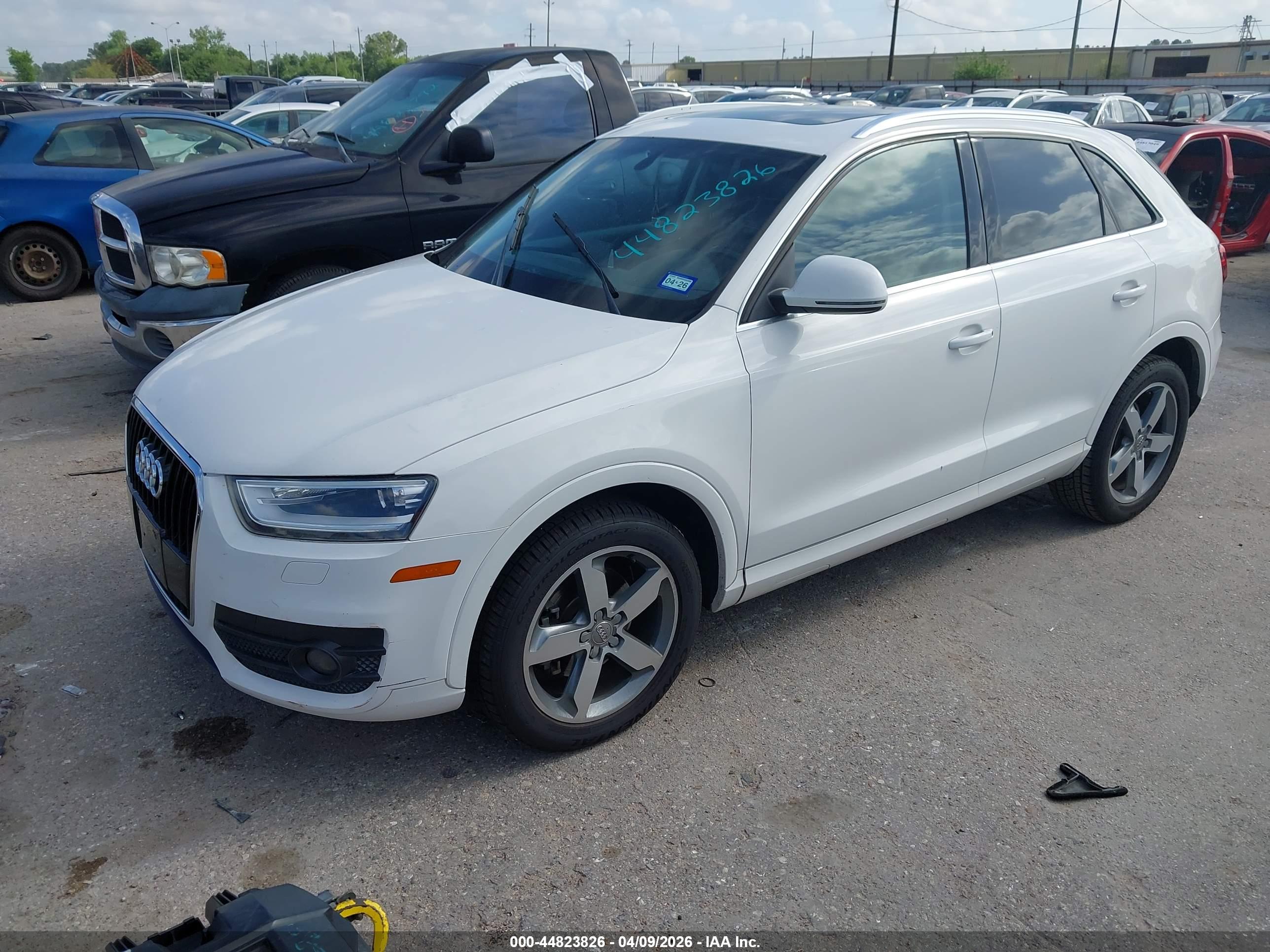 AUDI Q3 image 2