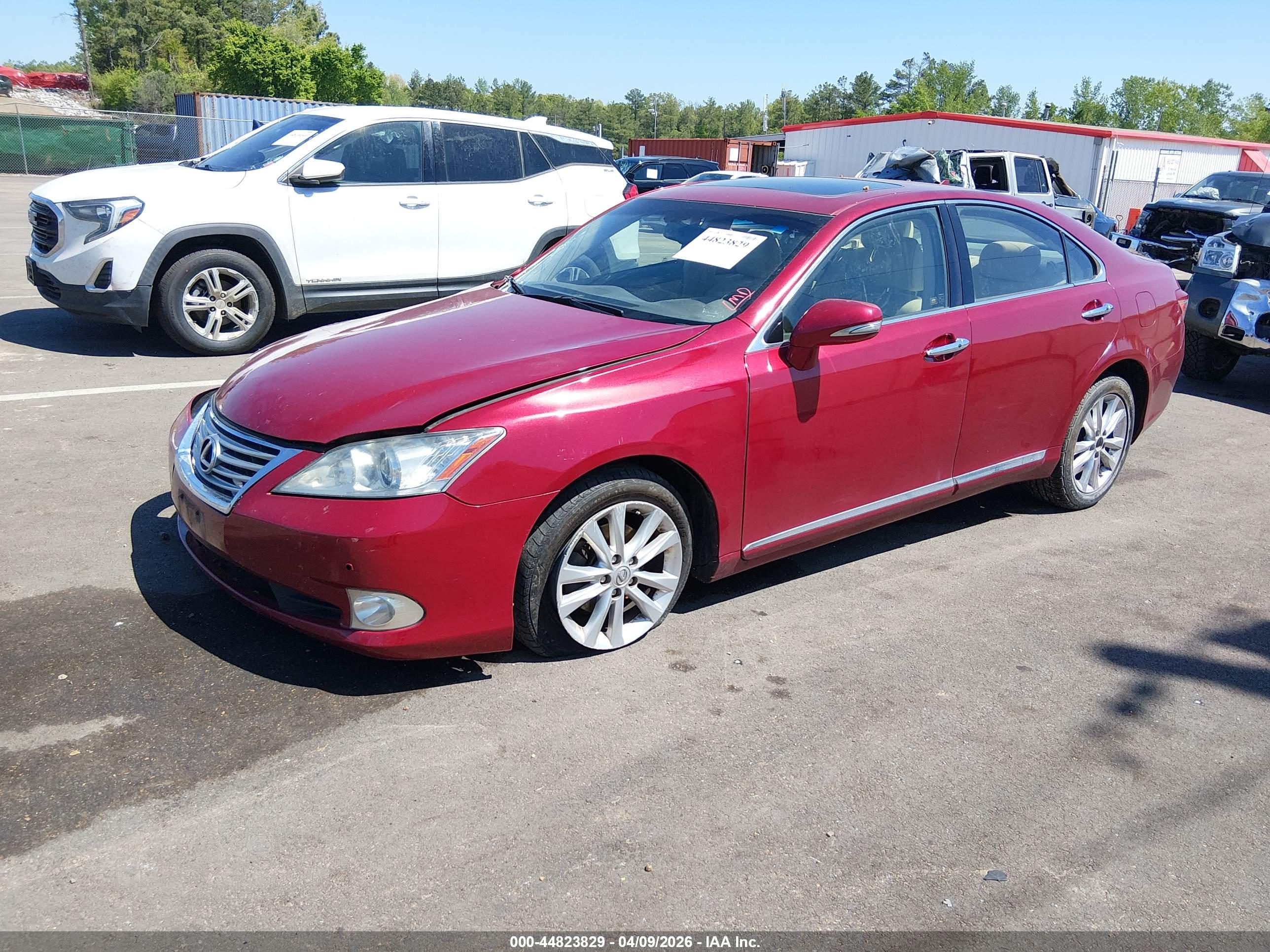 LEXUS ES image 2