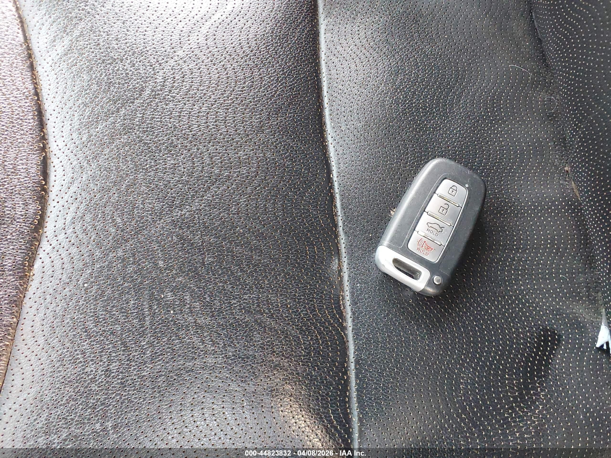 HYUNDAI ELANTRA image 11