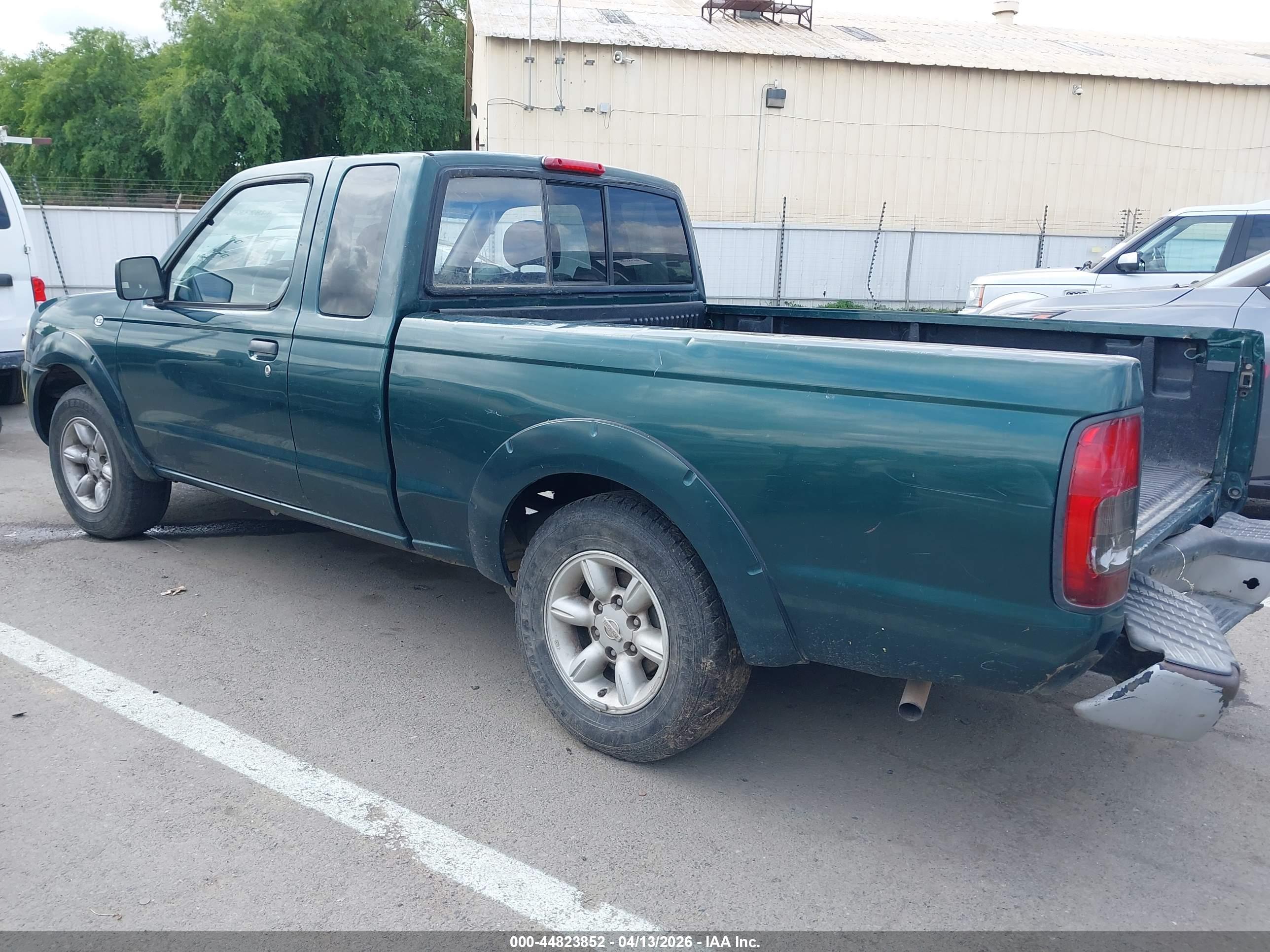 NISSAN FRONTIER image 3