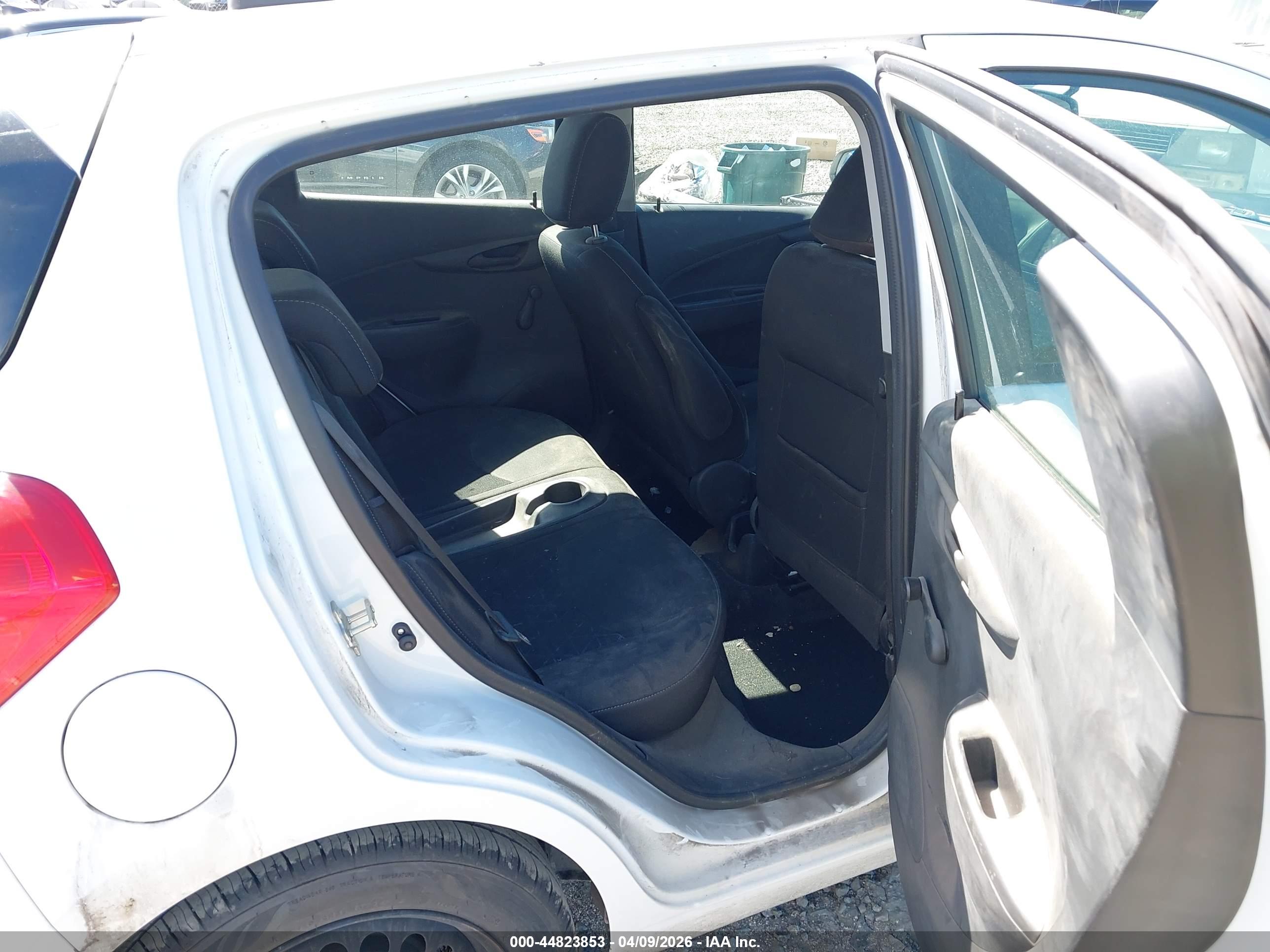 CHEVROLET SPARK image 8