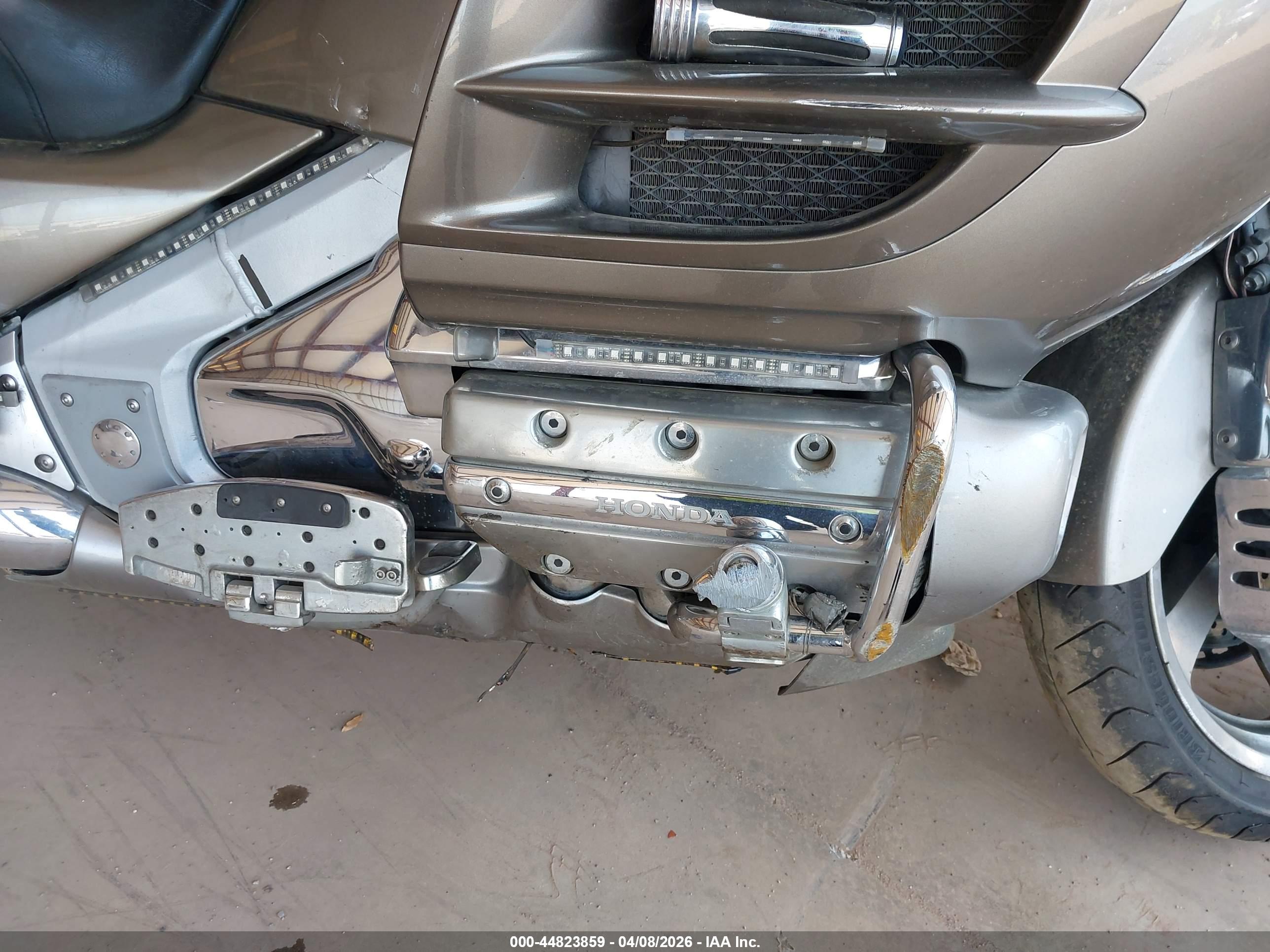 HONDA GL1800 image 8