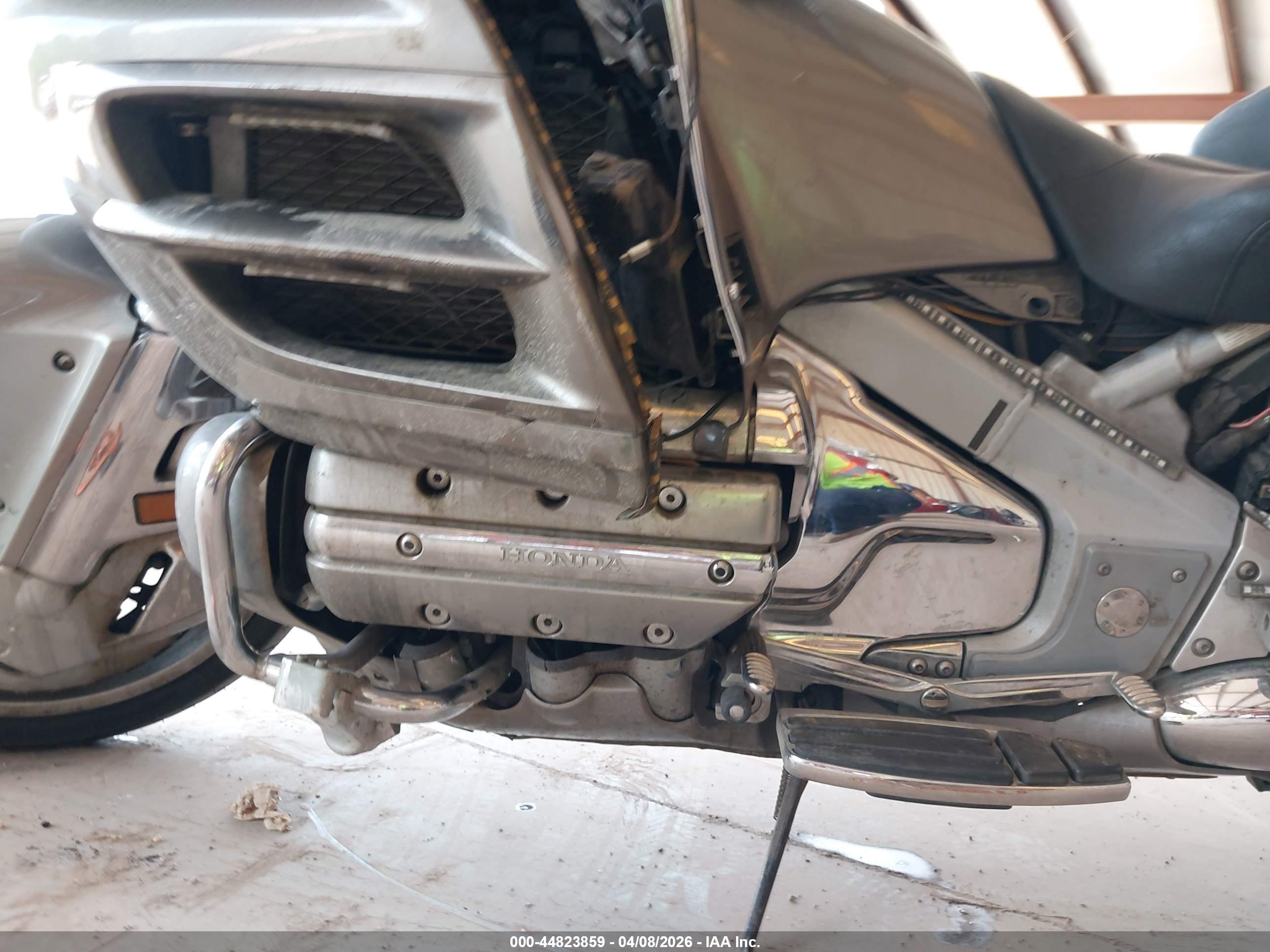 HONDA GL1800 image 9