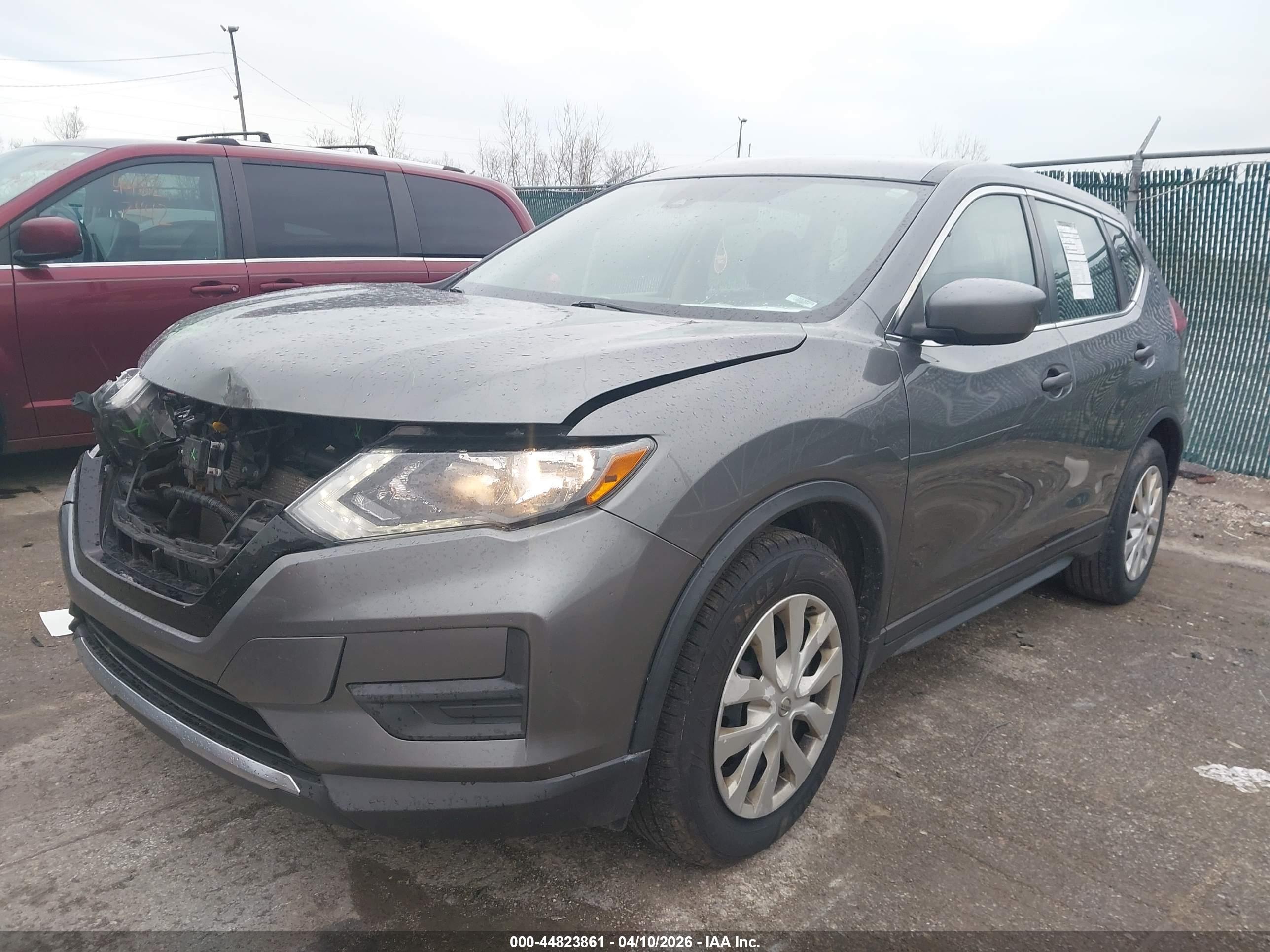NISSAN ROGUE image 2