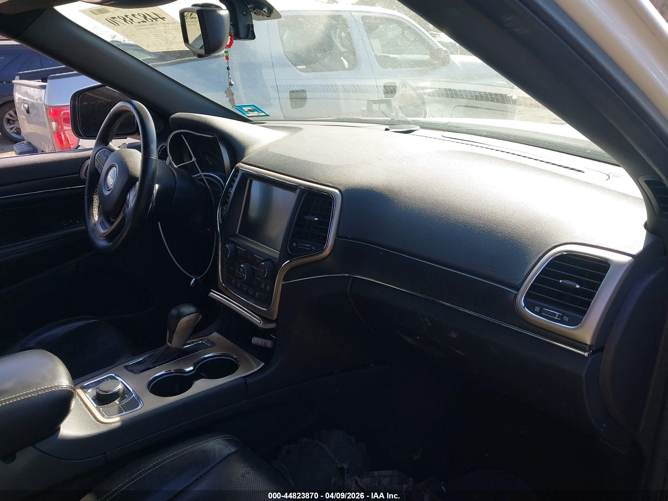 JEEP GRAND image 5
